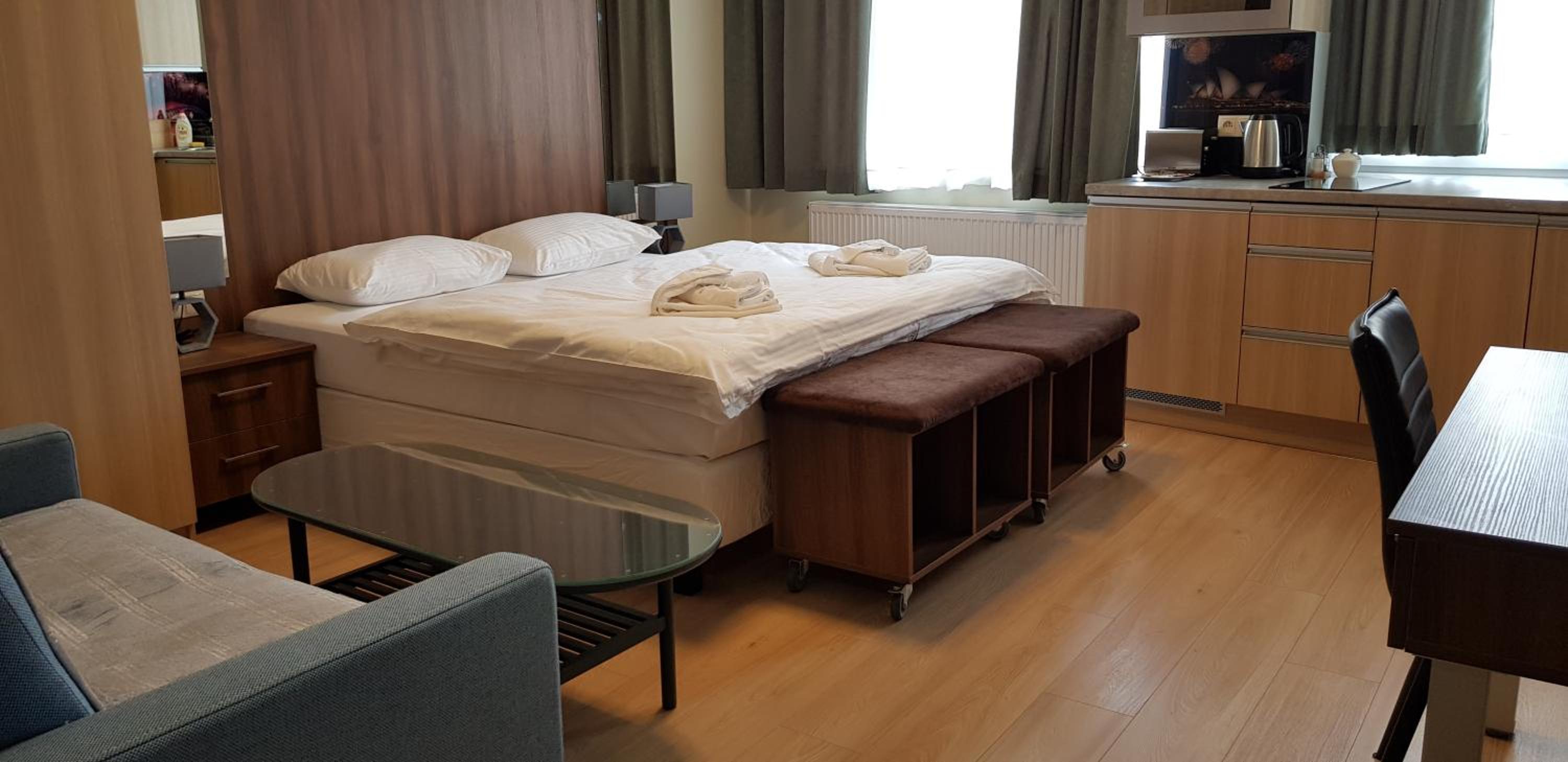 Deluxe Suite