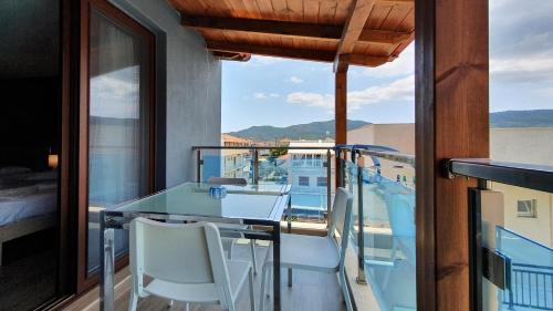 Quadruple Room with Mountain View