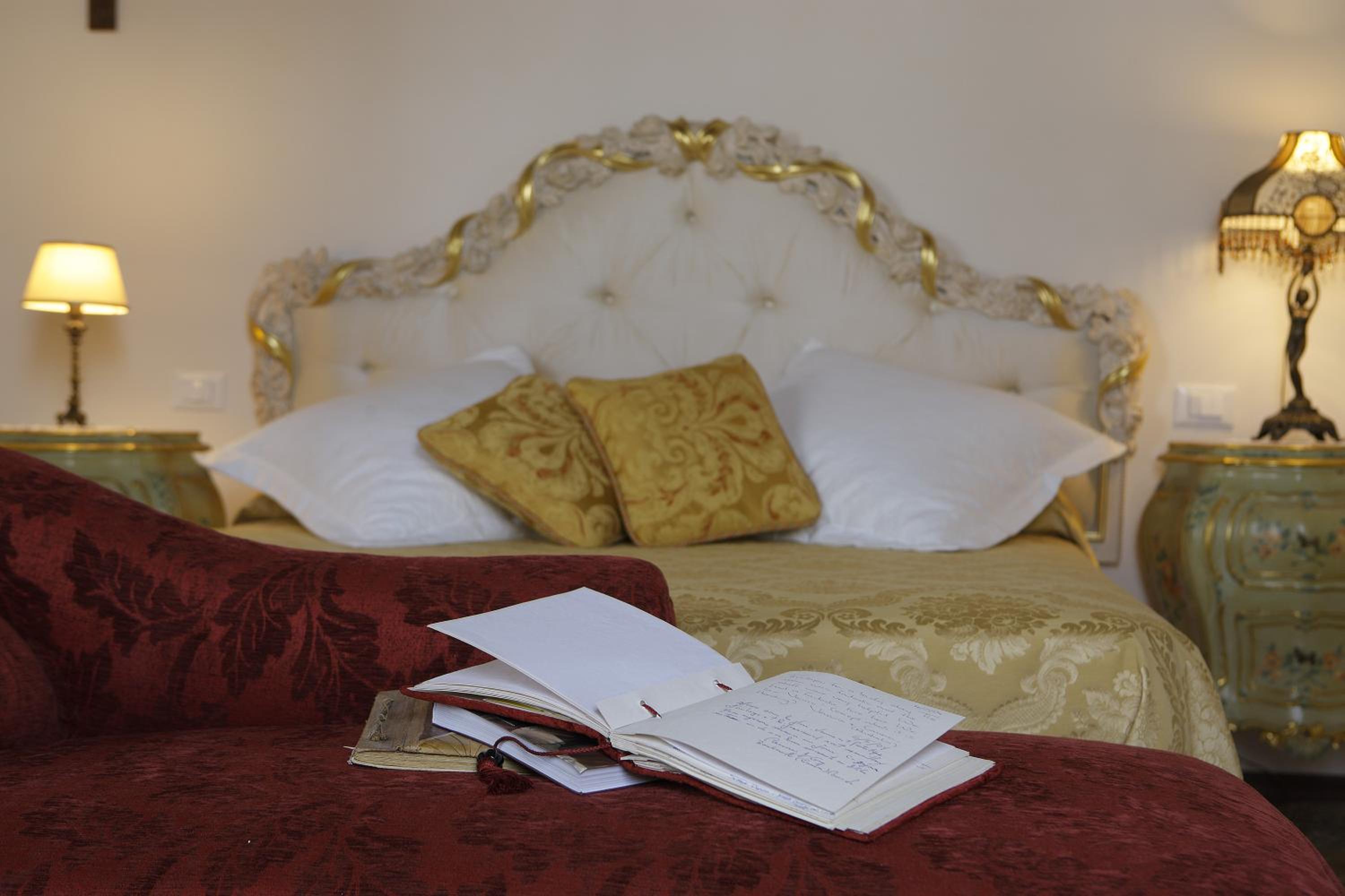Economy Double or Twin Room photo 2