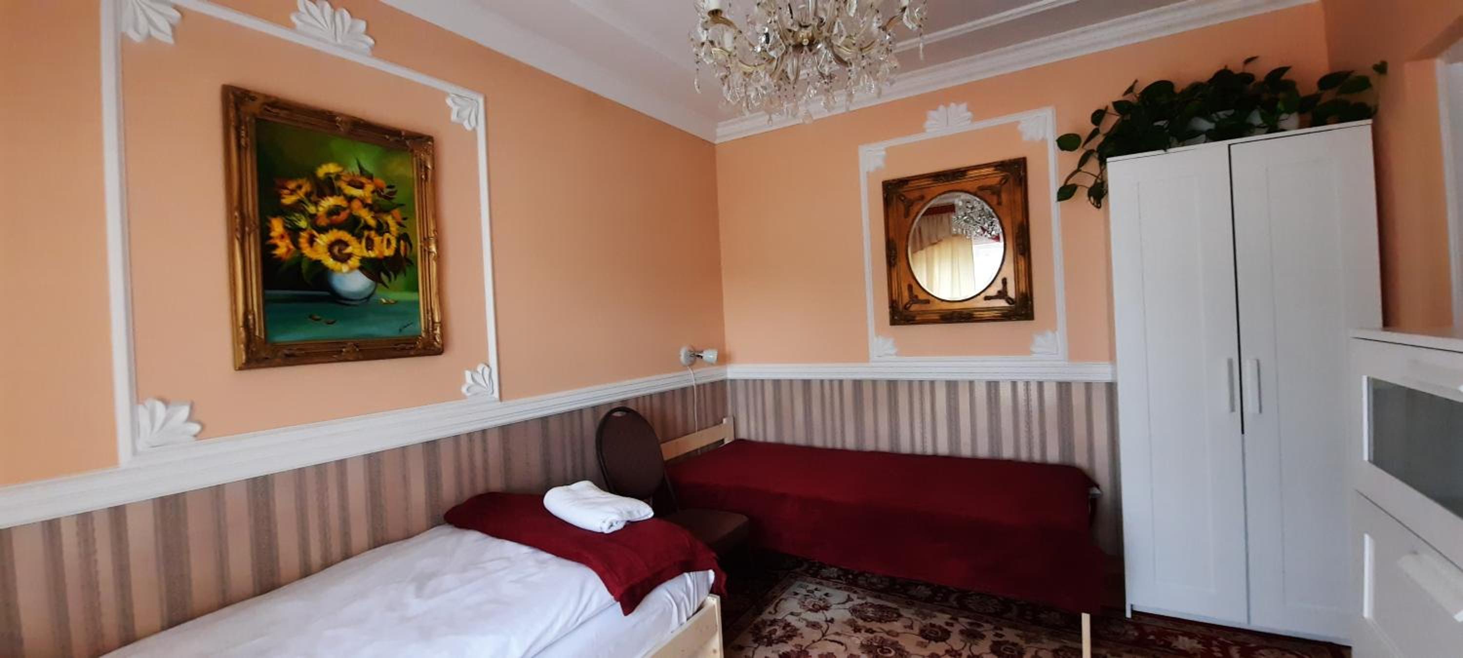 Standard Double Room with Shared Bathroom photo 2