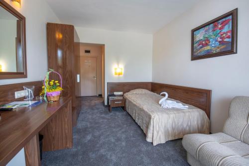 Classic Single Room