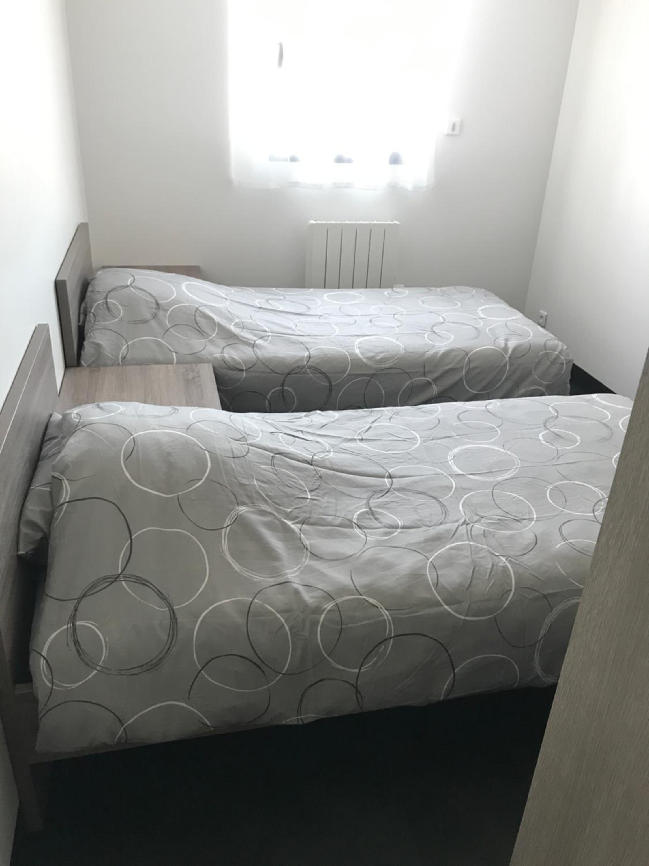 Two-Bedroom Apartment - Photo 2