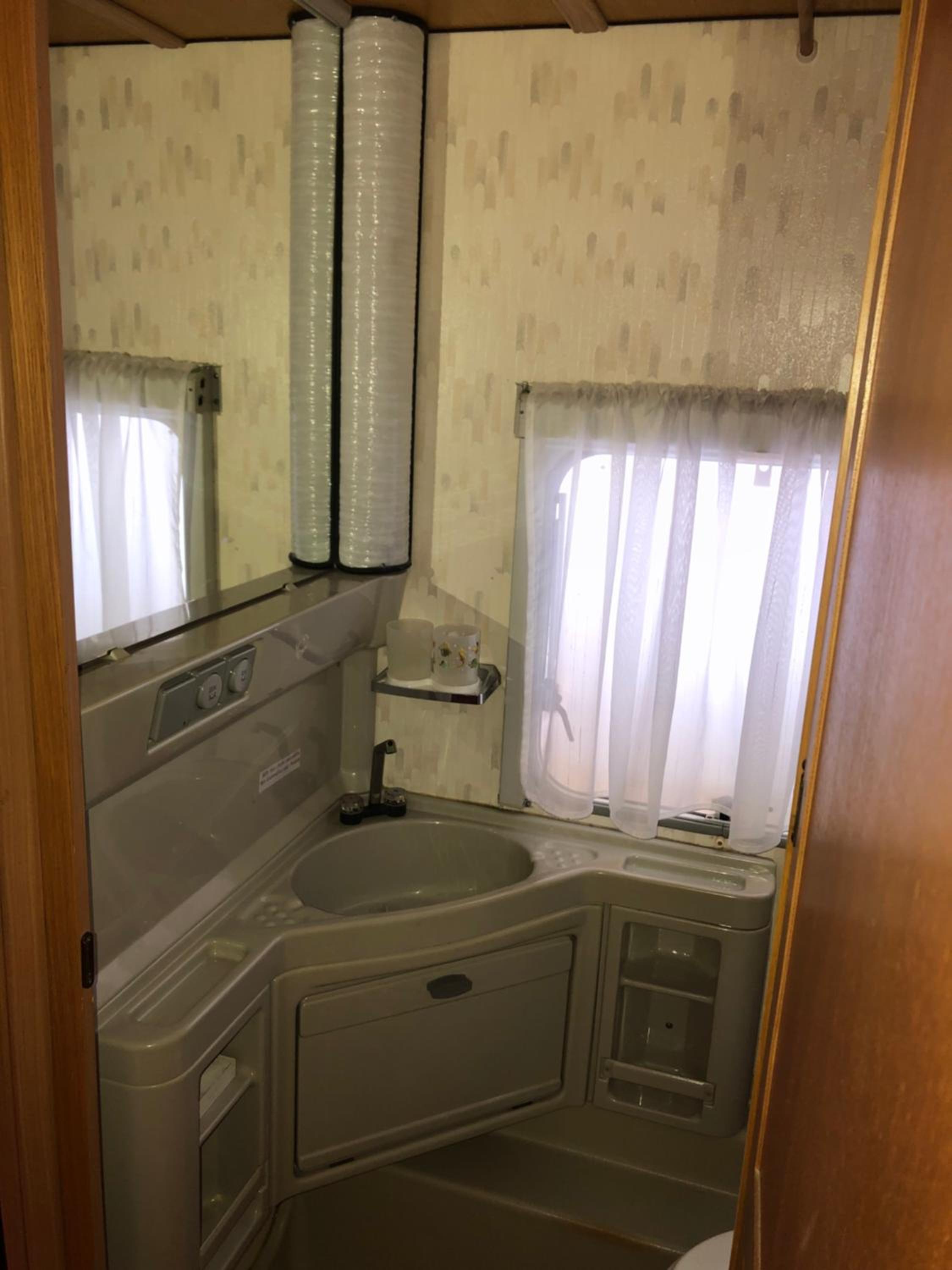 Caravan photo 3