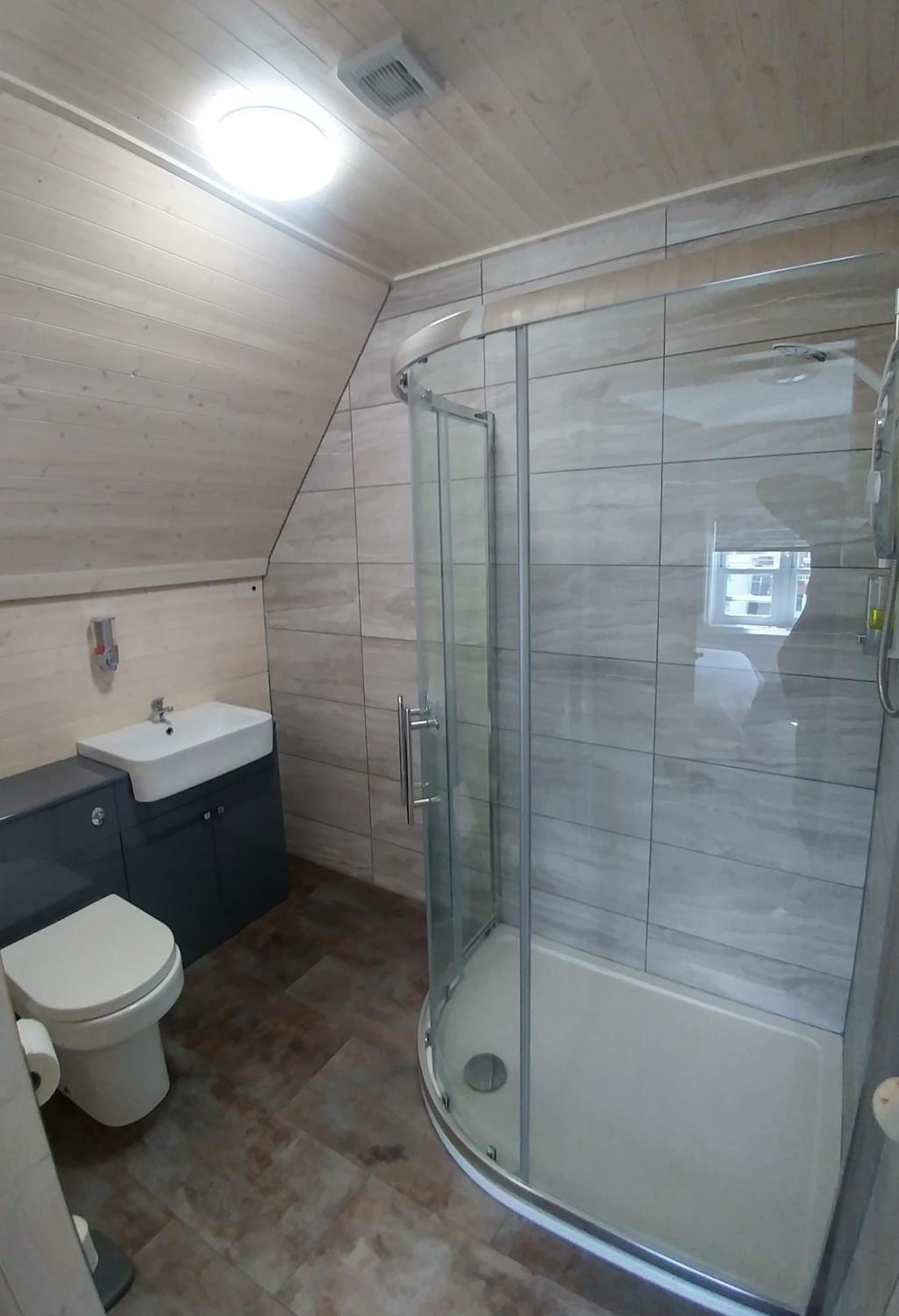 Deluxe King Room photo 3