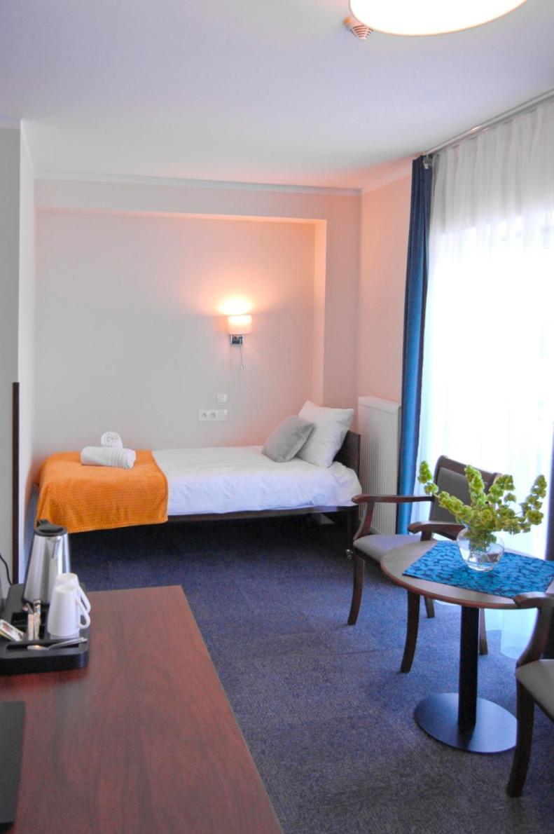Single Room with Shower