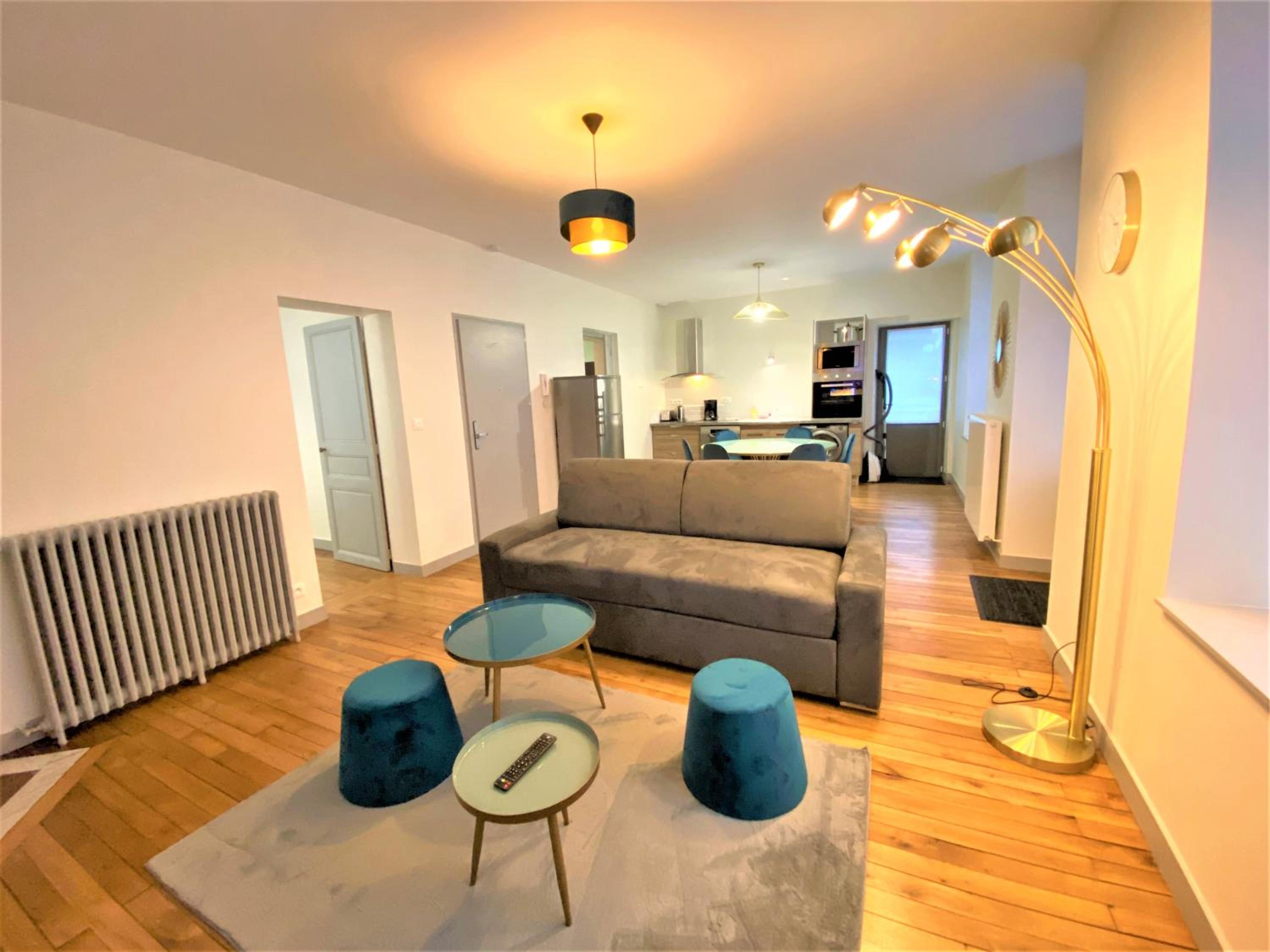 Two-Bedroom Apartment - Photo 10