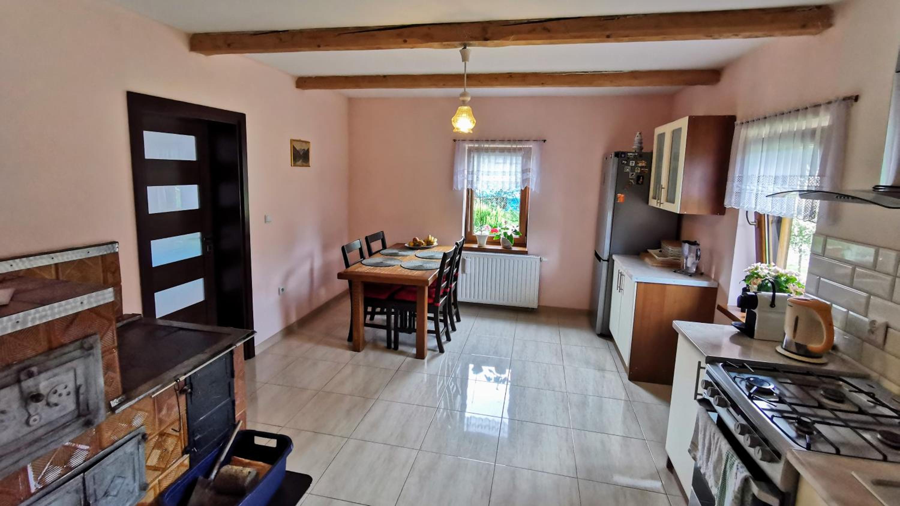 One-Bedroom House - Photo 16