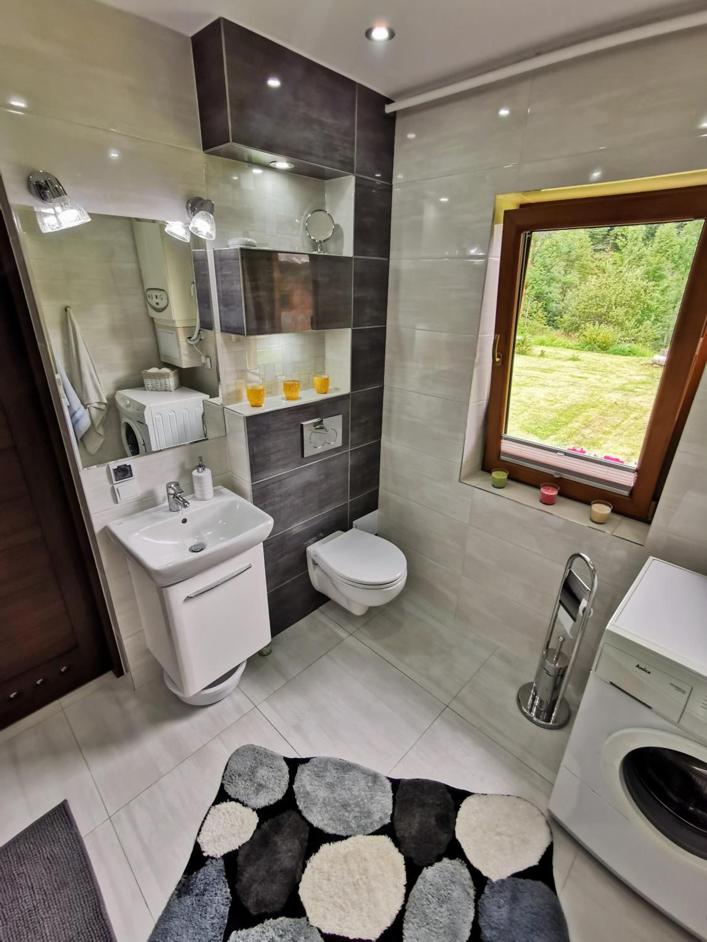 One-Bedroom House - Photo 7