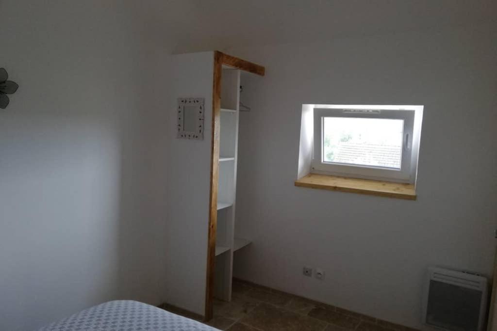 Two-Bedroom House - Photo 8