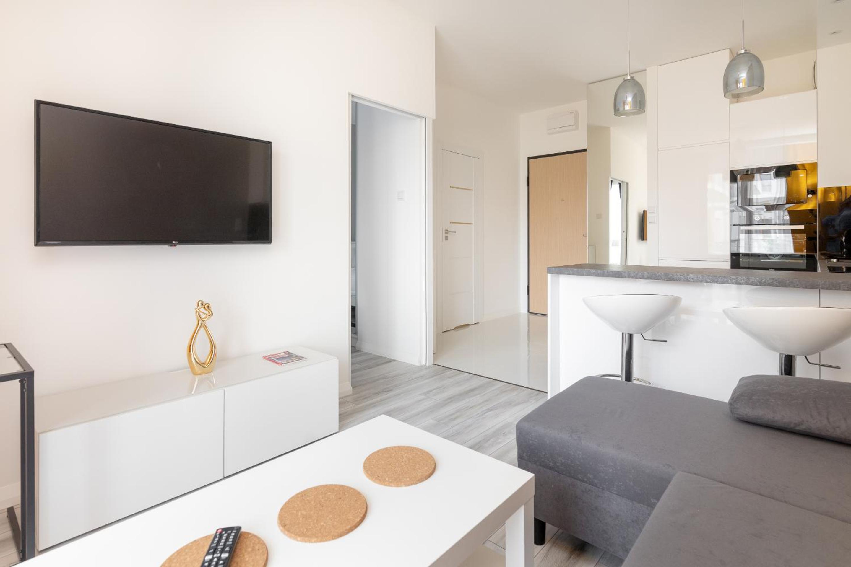 One-Bedroom Apartment - Photo 16