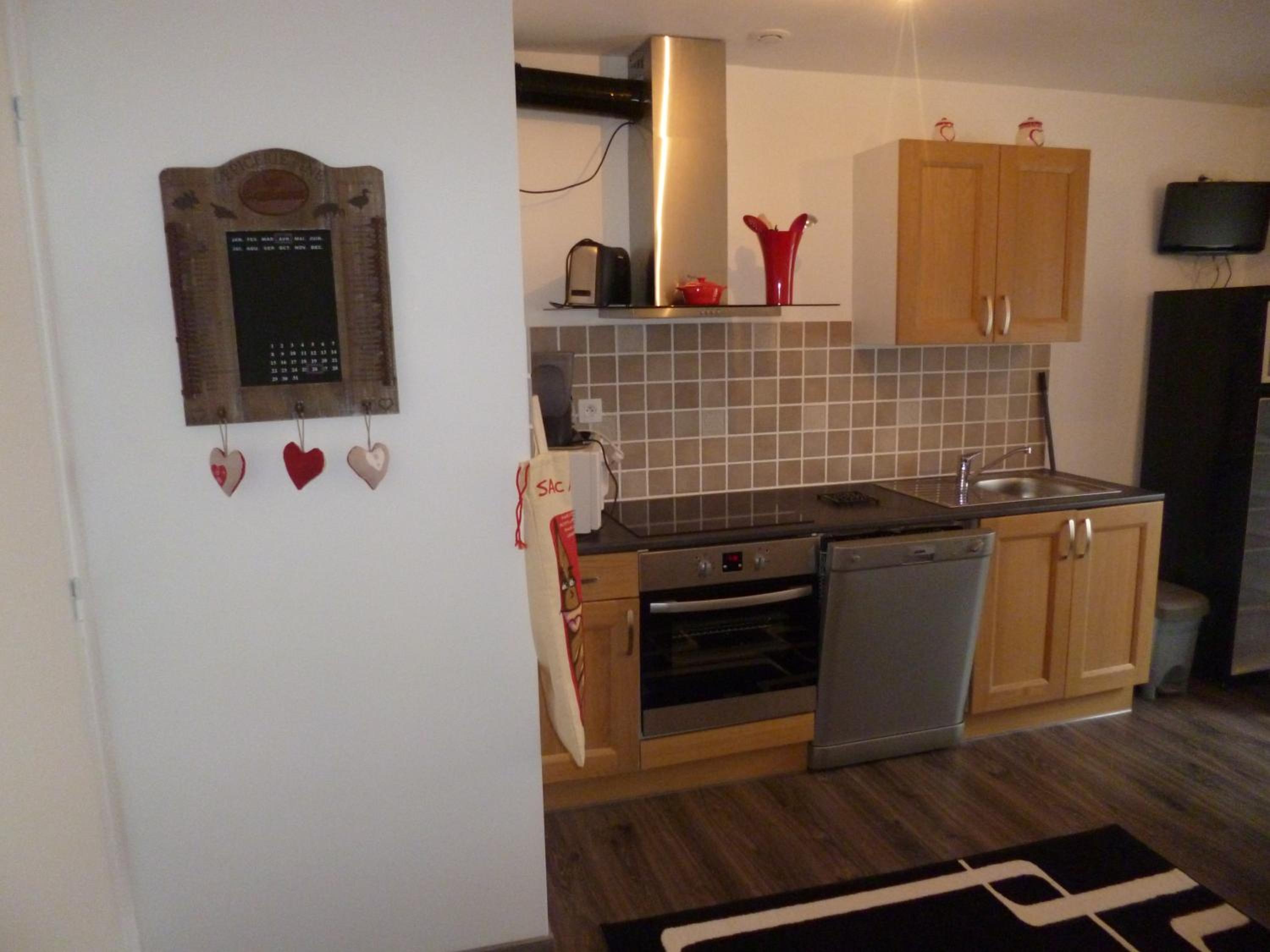 One-Bedroom Apartment (4 Adults)