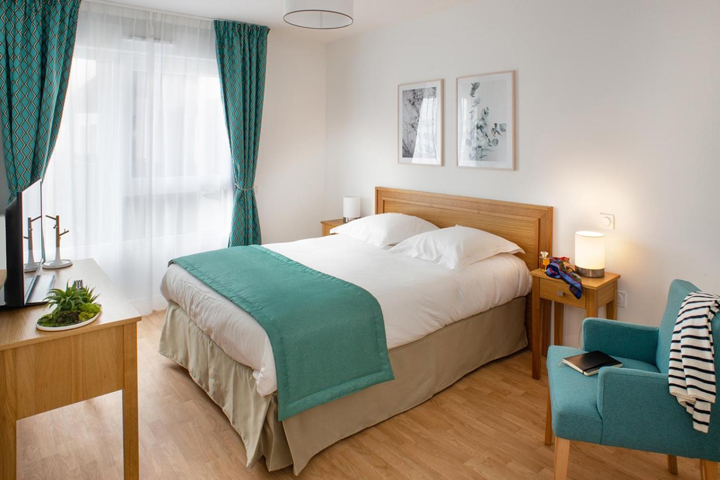 Two-Bedroom Apartment - Photo 1