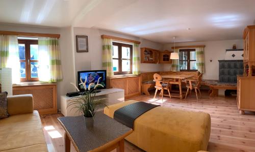 Apartment - Ground Floor photo 2