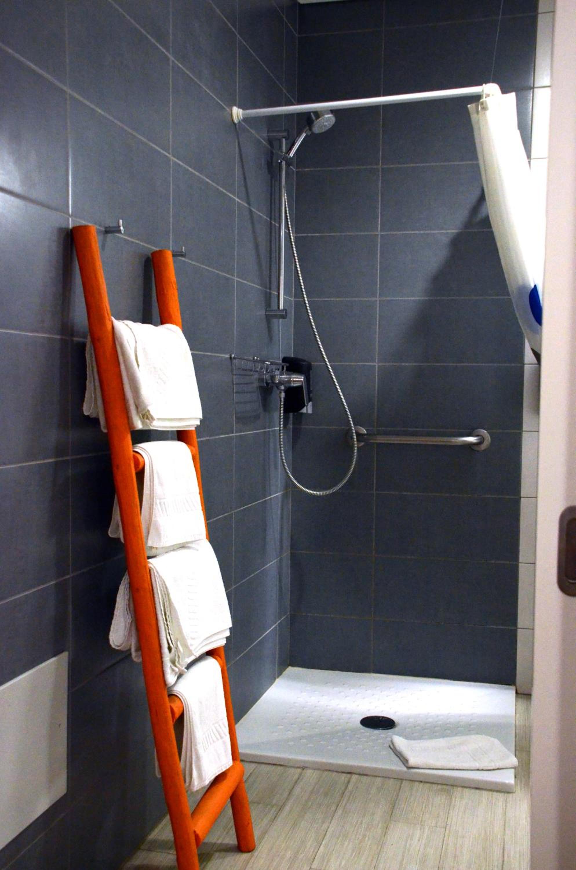 Double or Twin Room - Photo 1