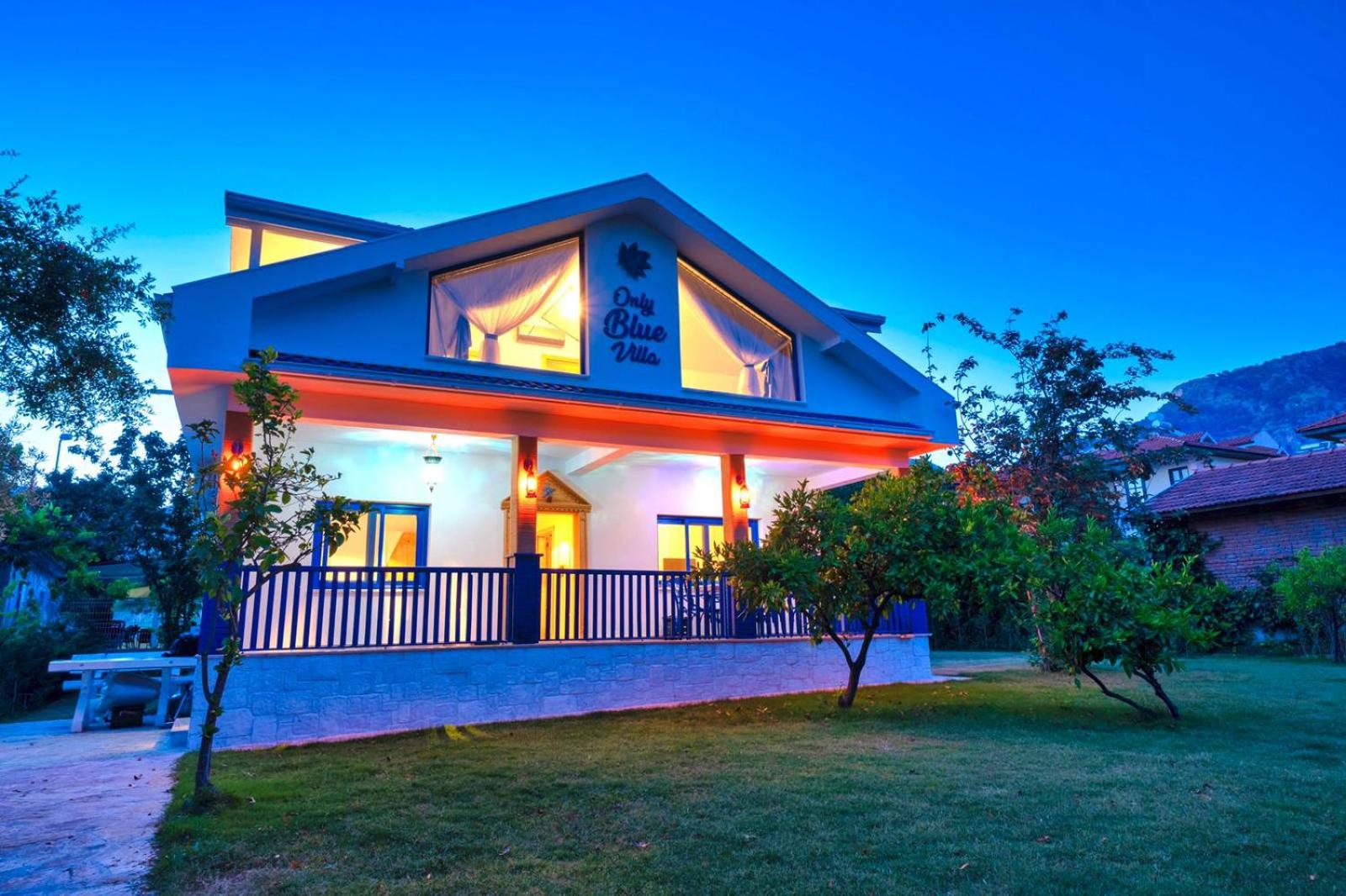 Villa photo 3