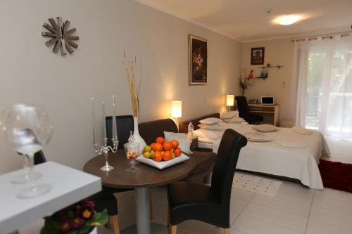 Double or Twin Studio with Terrace photo 1