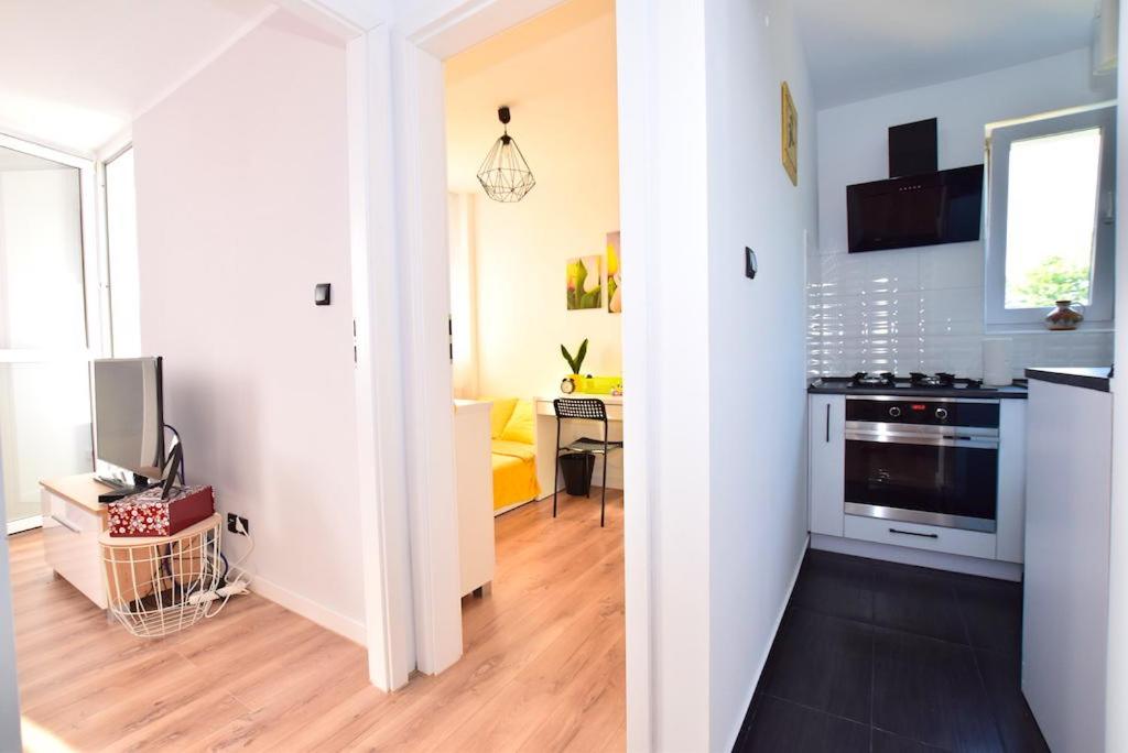 Two-Bedroom Apartment - Photo 5