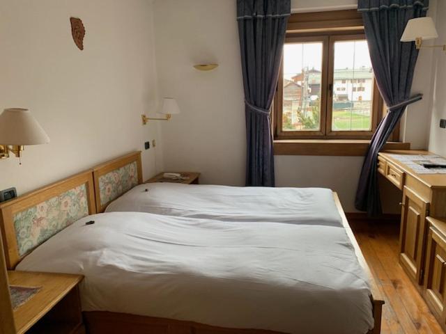 Economy Twin Room photo 1