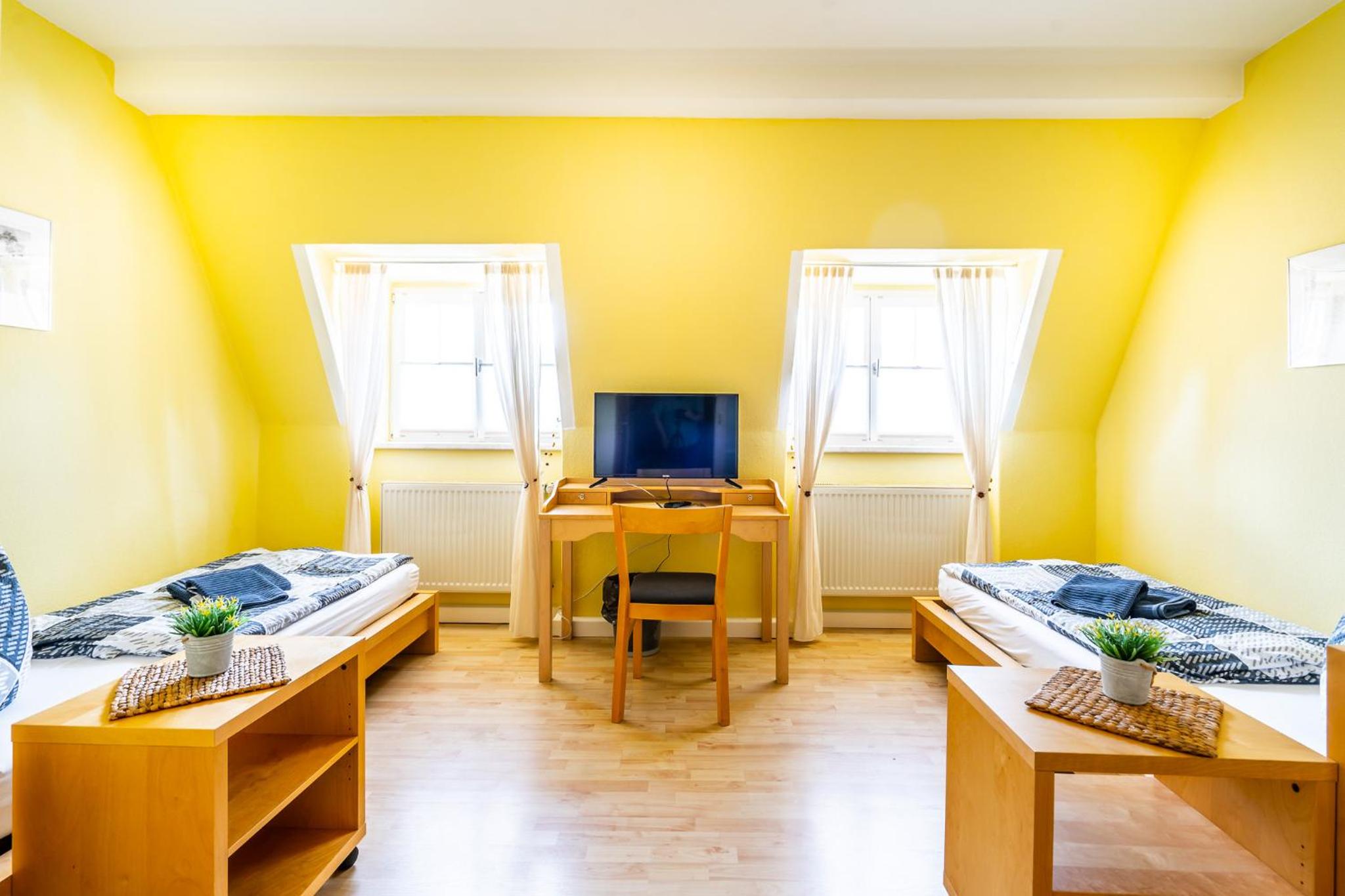 Zweibettzimmer, DU/WC, Kleinmarkt 5 photo 1