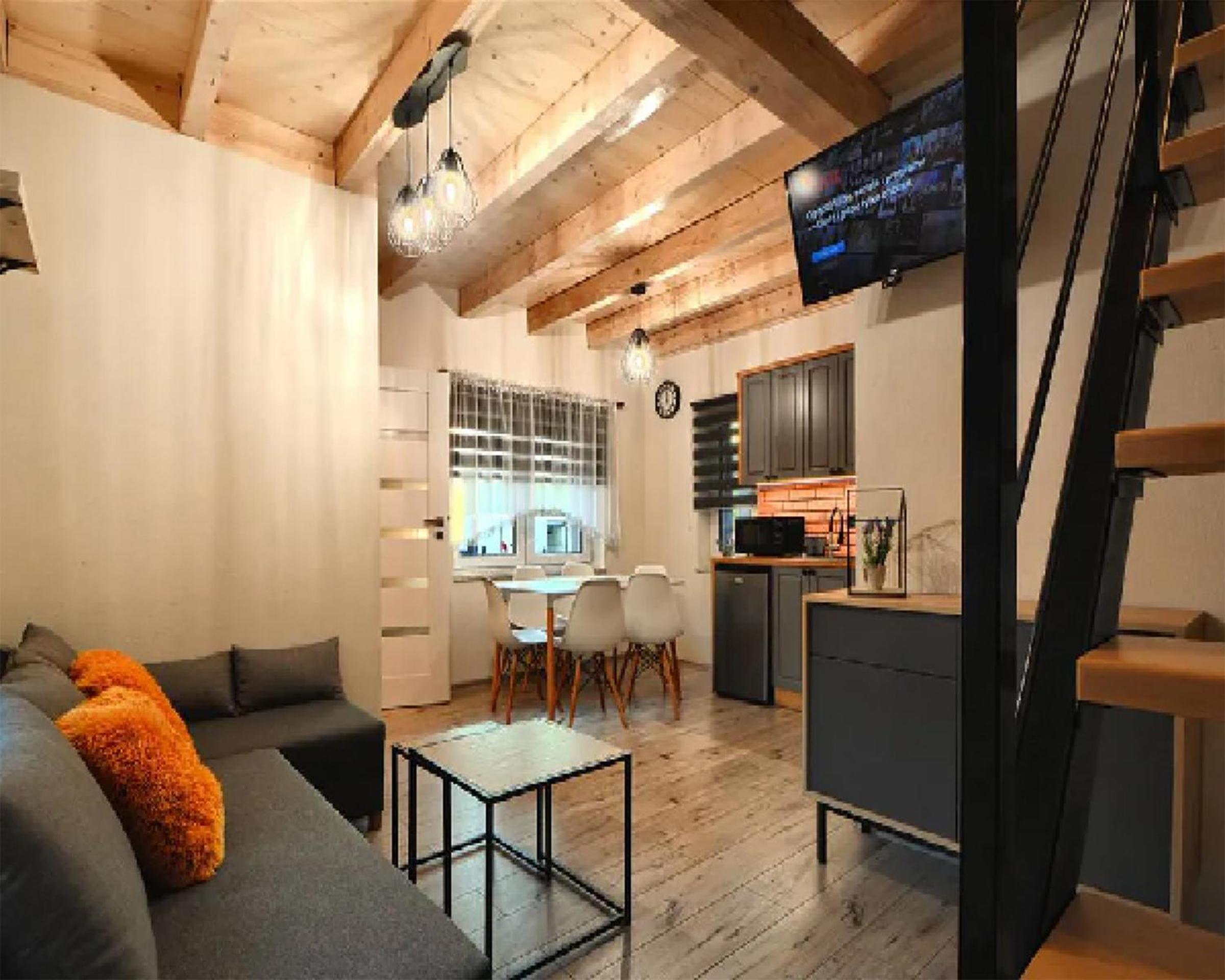 Two-Bedroom House photo 3