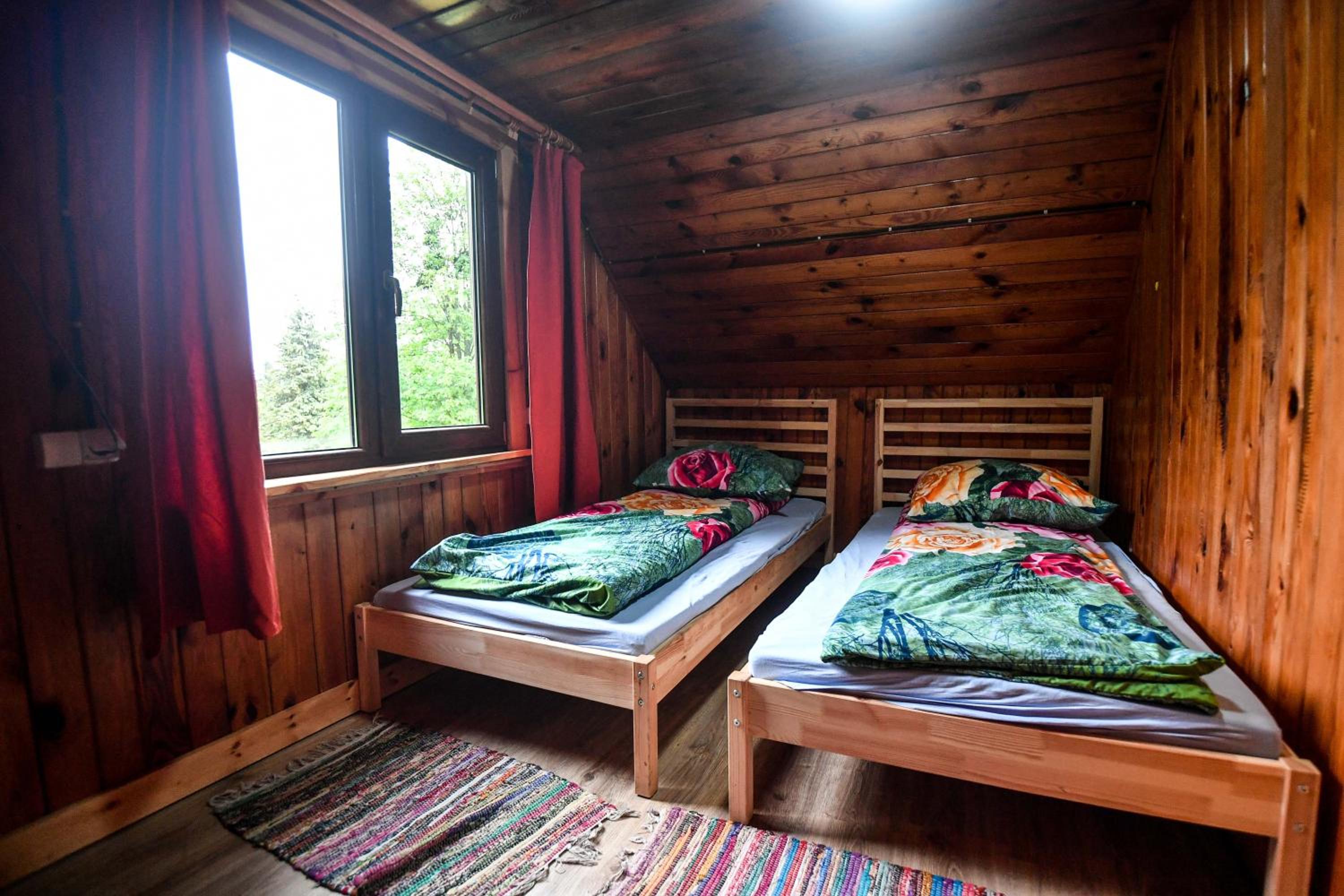 Three-Bedroom House - Photo 4