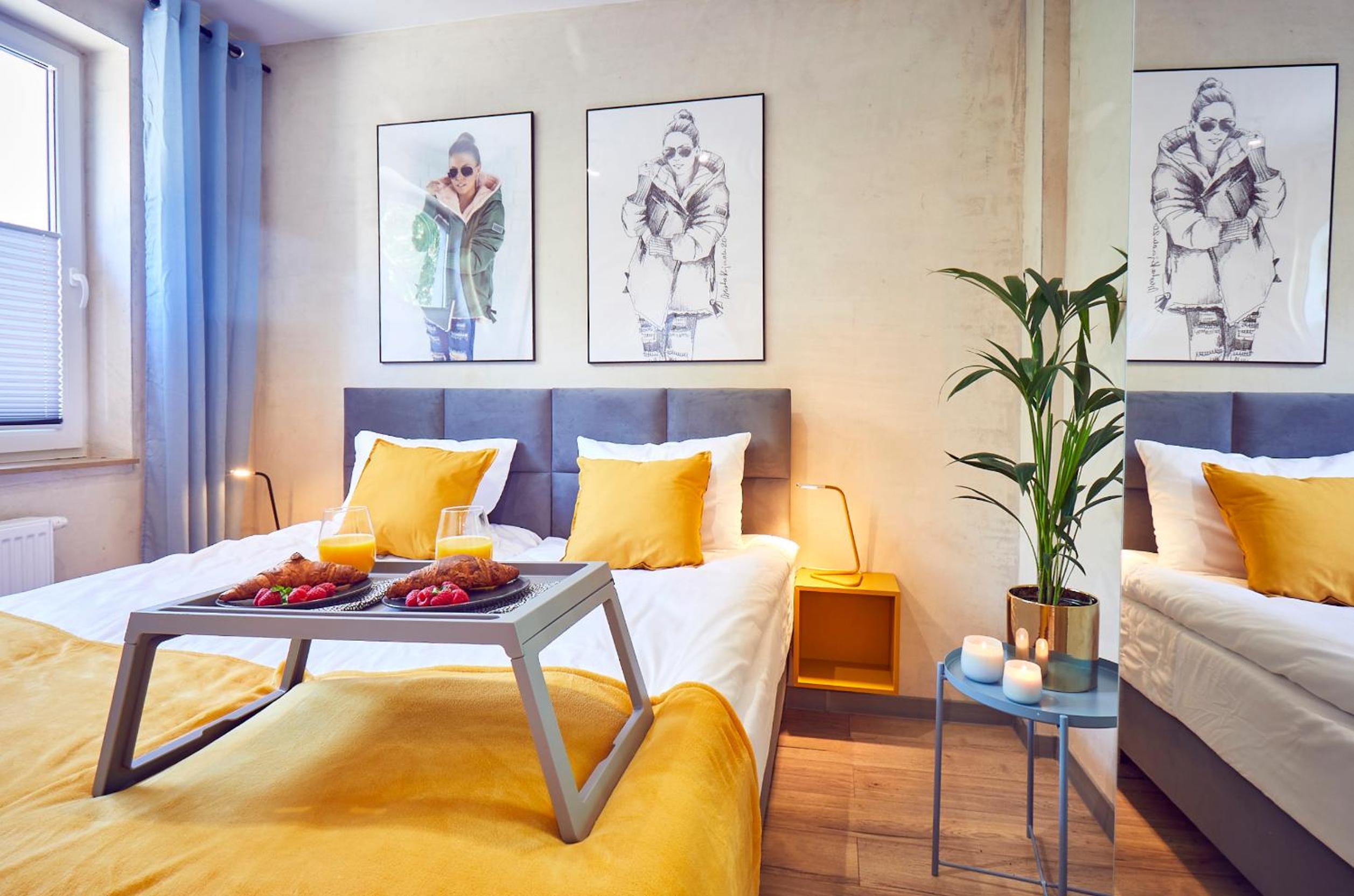 One-Bedroom Apartment - Photo 11