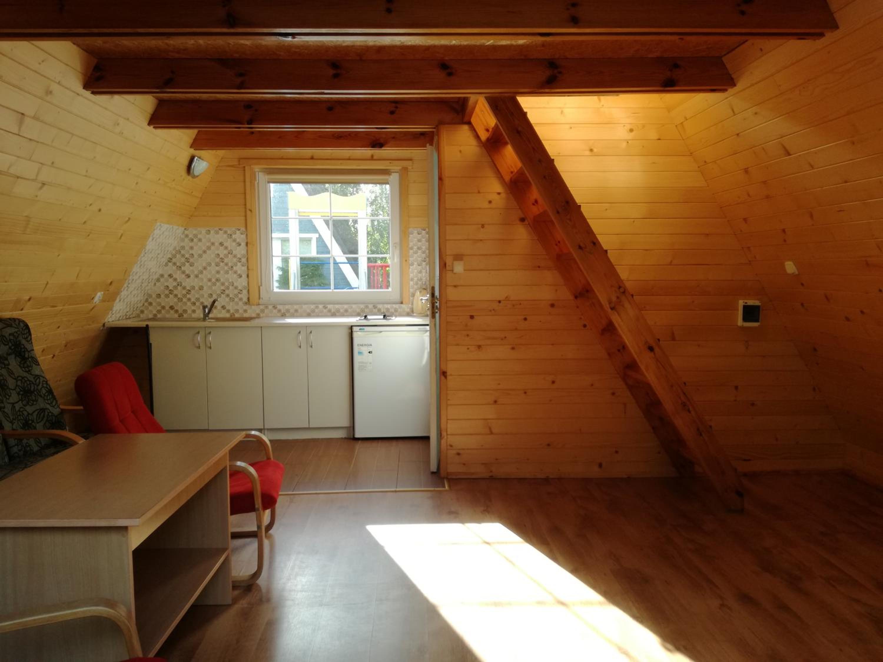 Family Bungalow - Photo 2