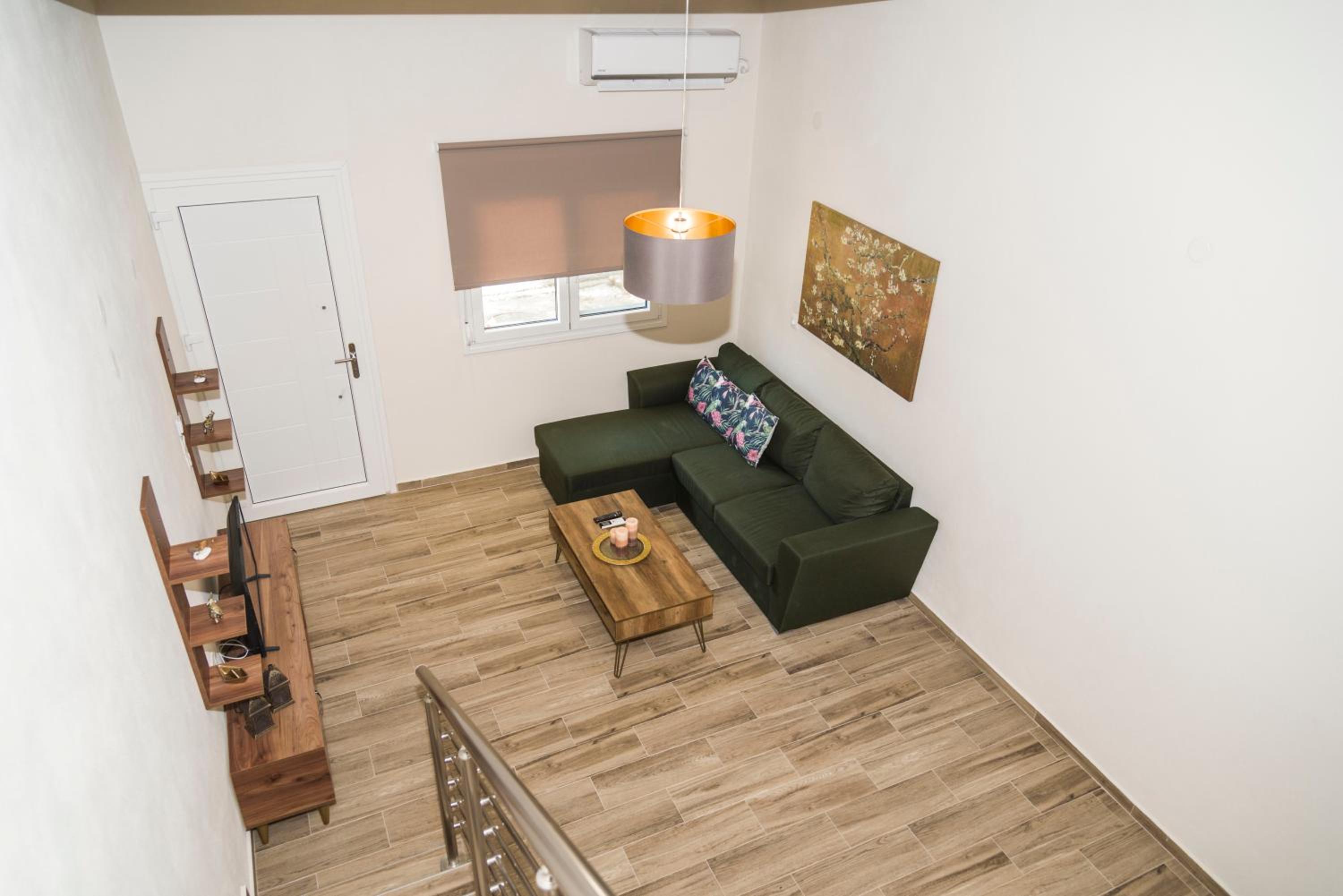 One-Bedroom Apartment - Photo 29