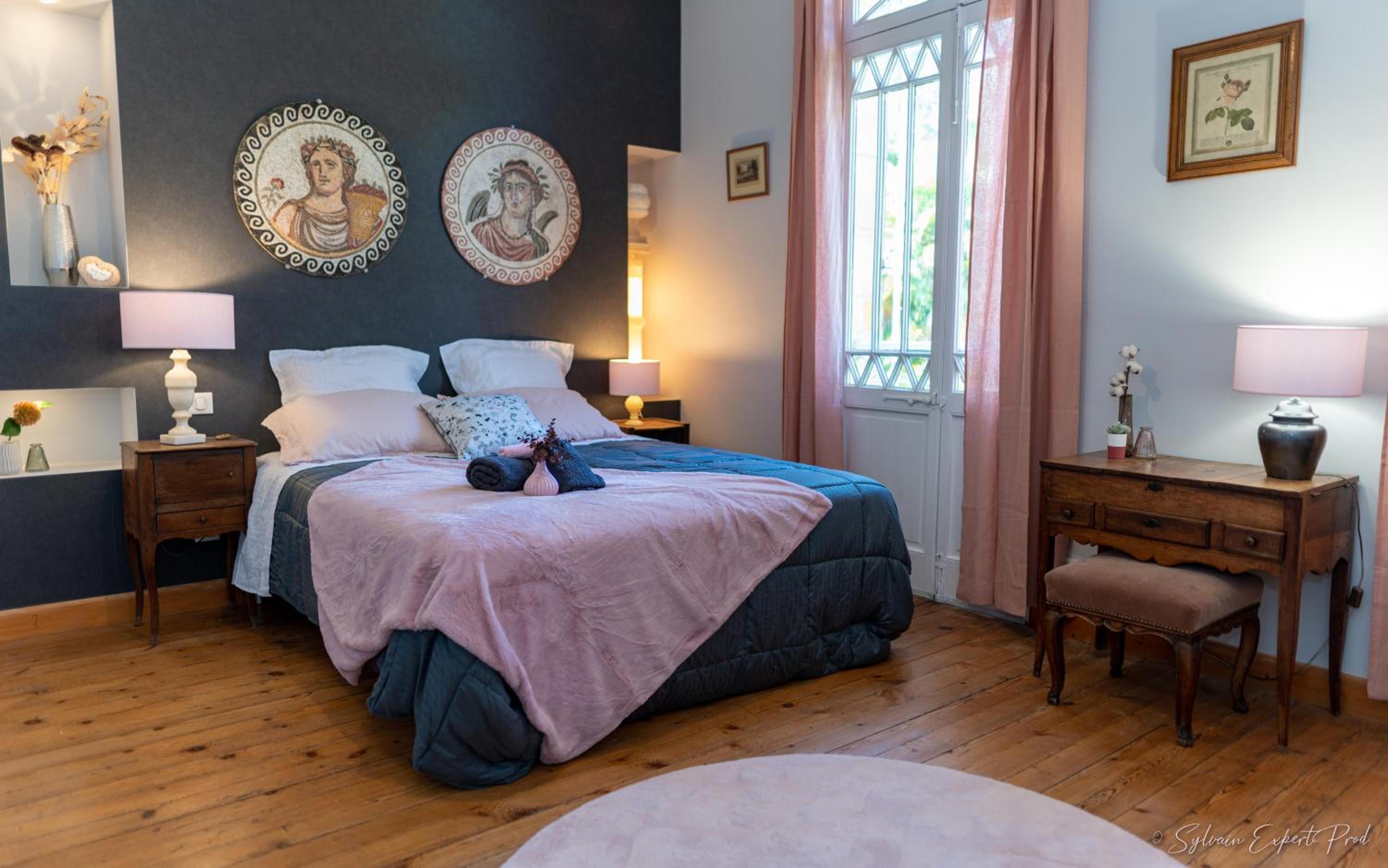 Double Room with Private Bathroom photo 3