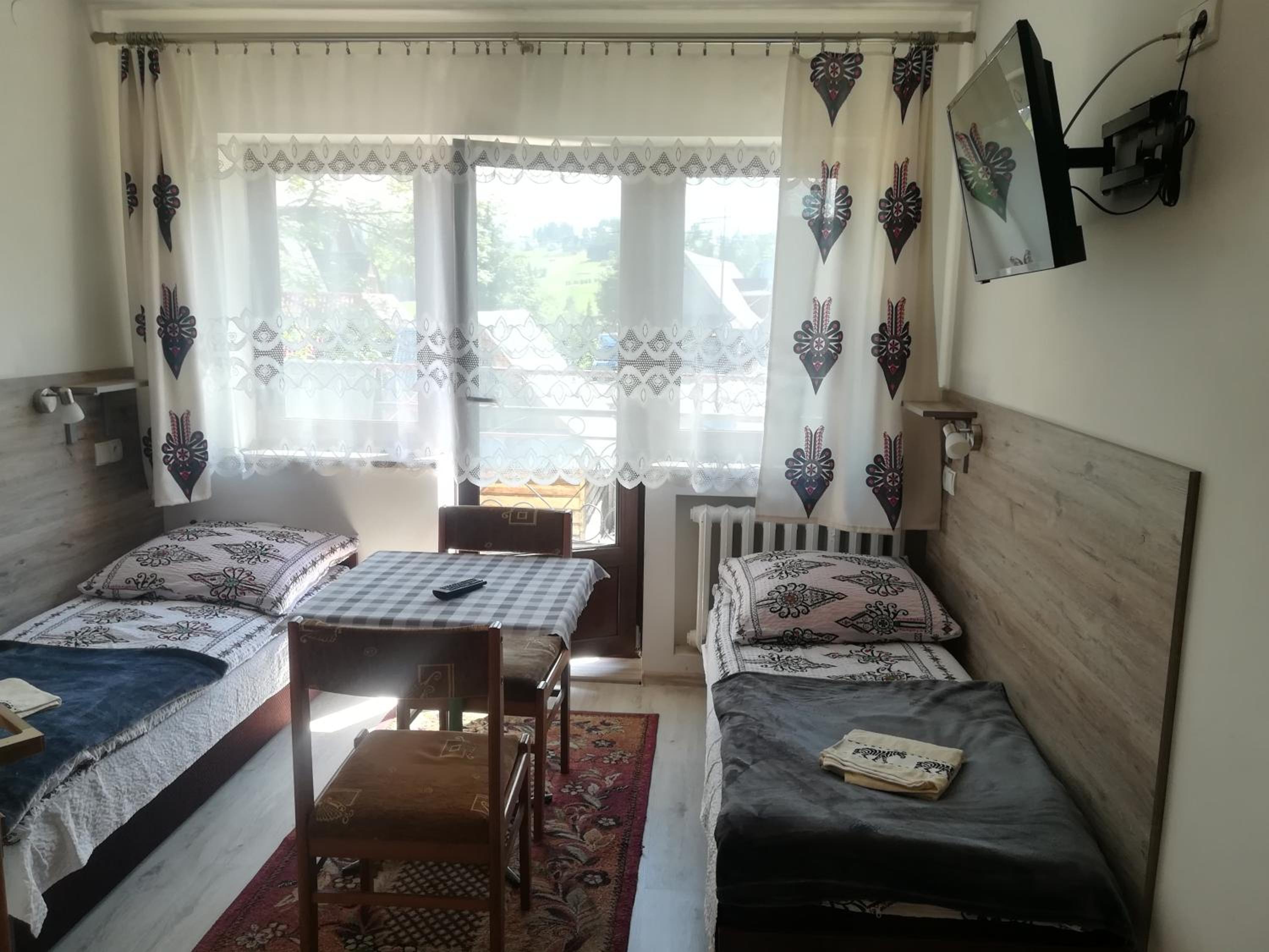 Double Room with Balcony - Photo 1