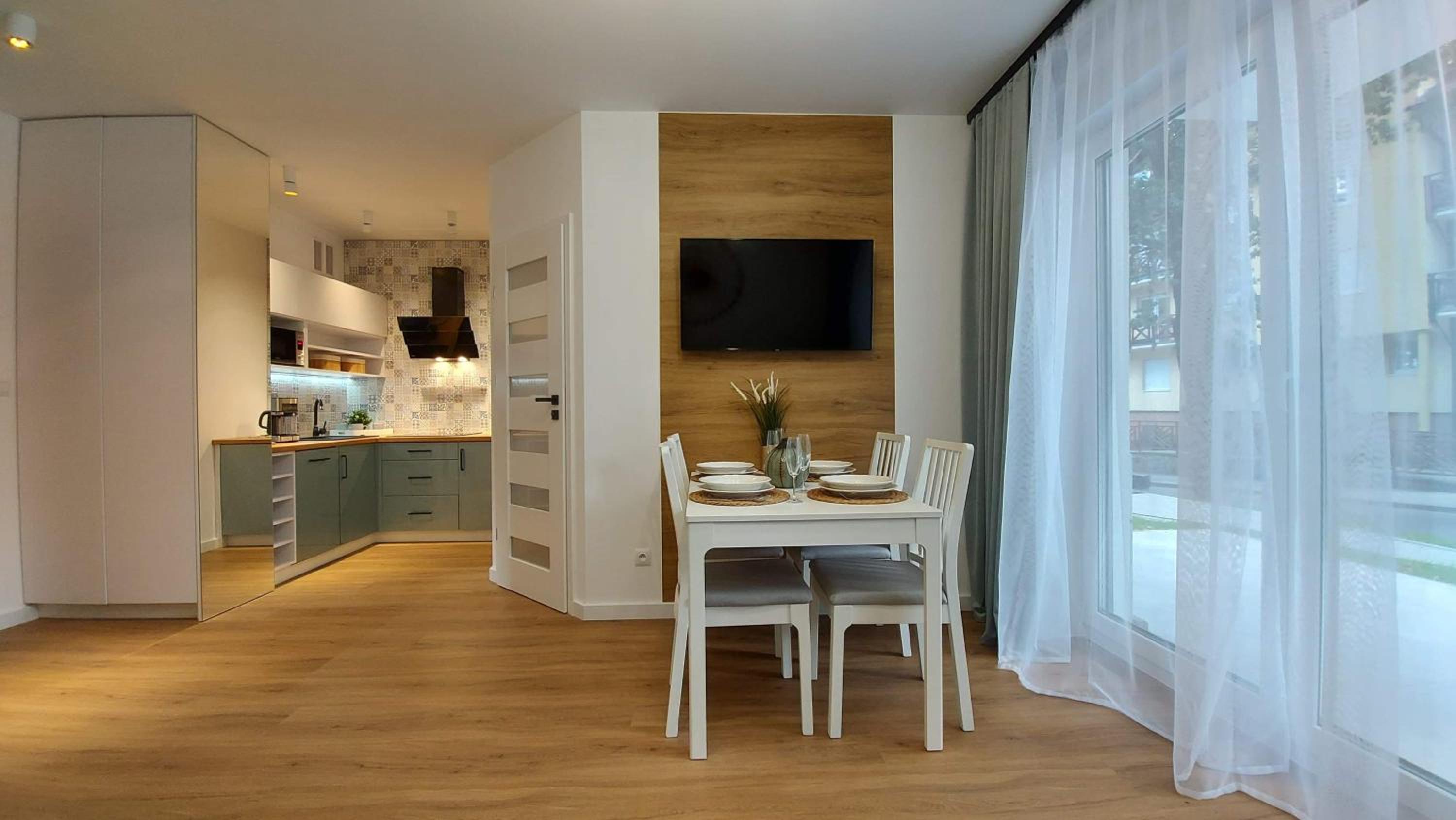 Apartment with Terrace - Golden 2B
