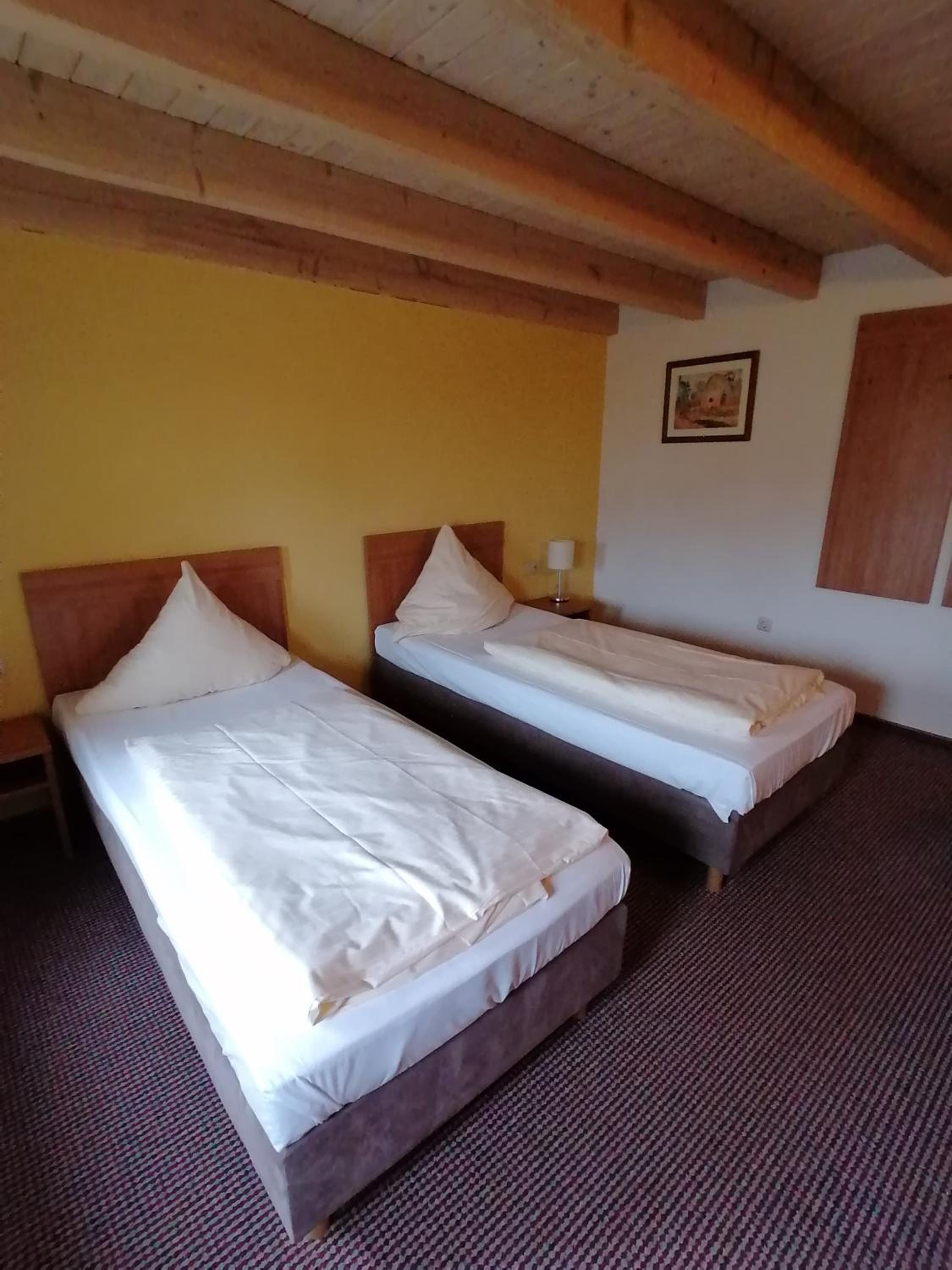 Family Room (2 Adults + 2 Children) photo 2