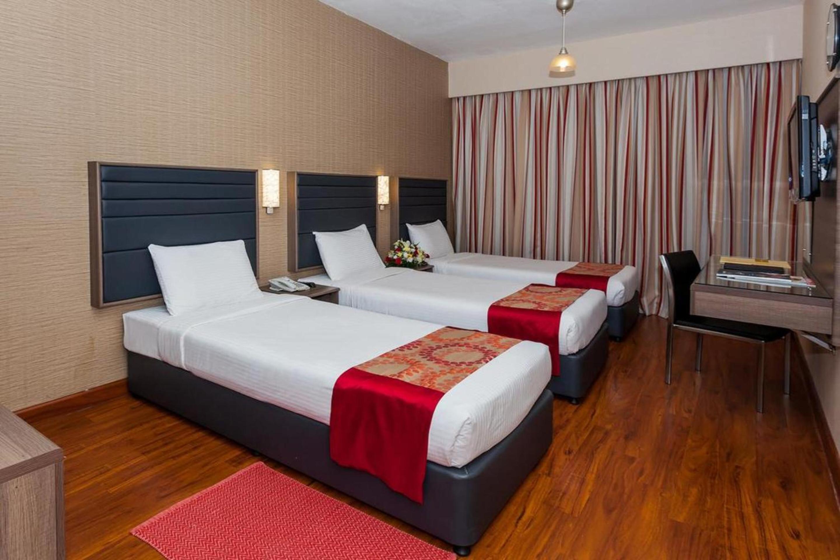 Standard Triple Room photo 3