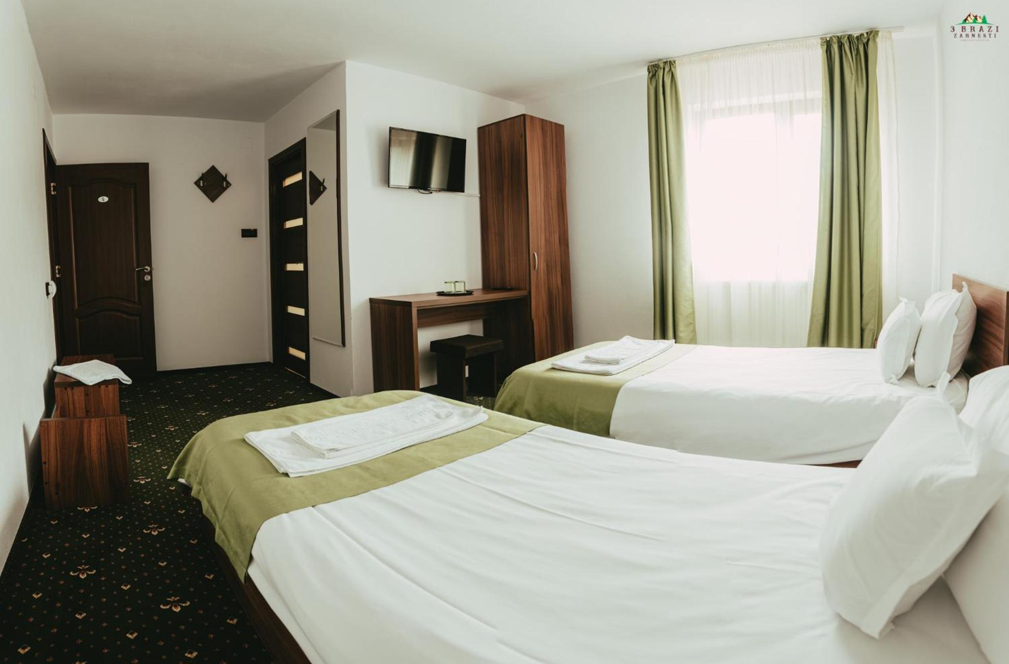 Double or Twin Room photo 2