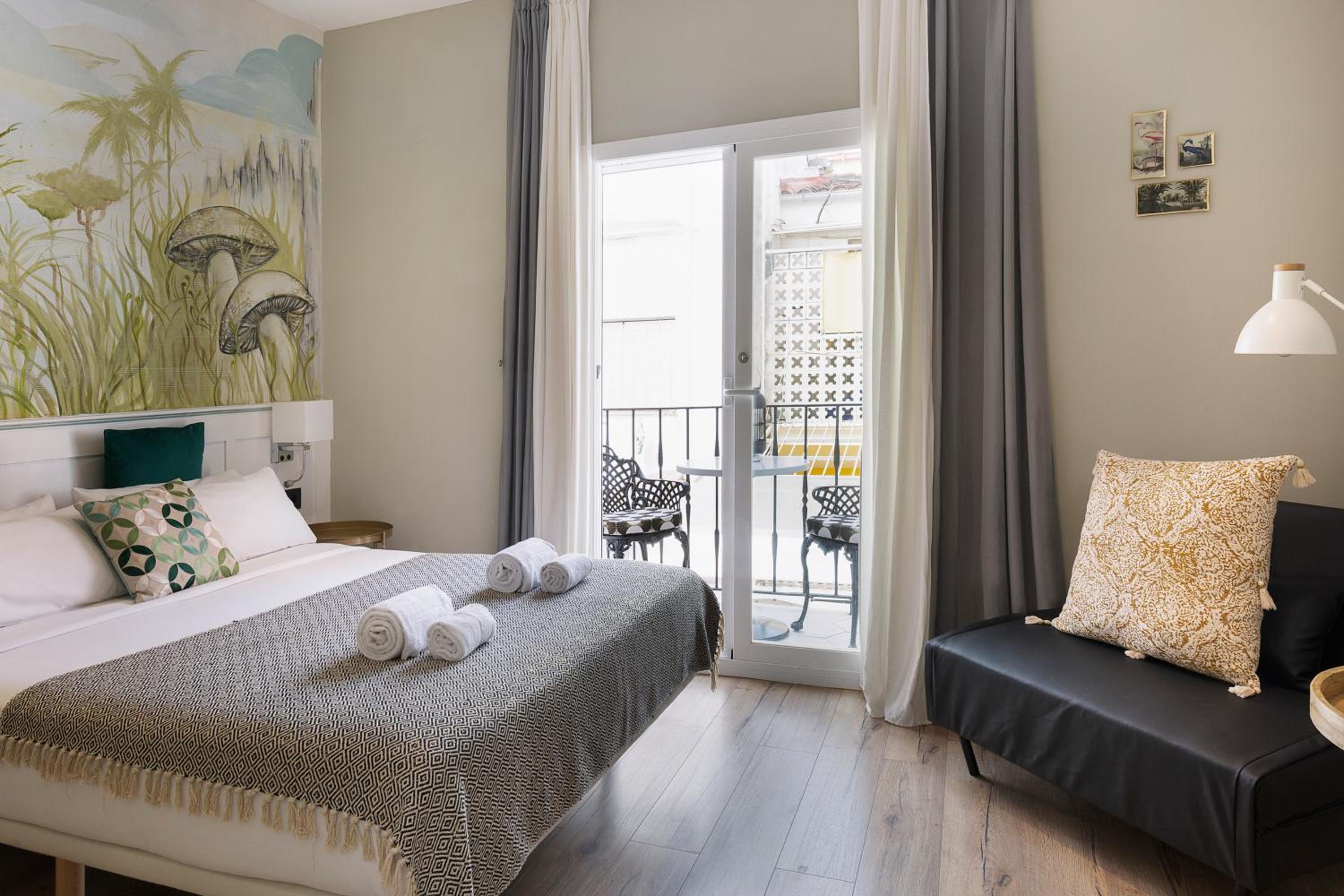 Double Room with Private Bathroom photo 3