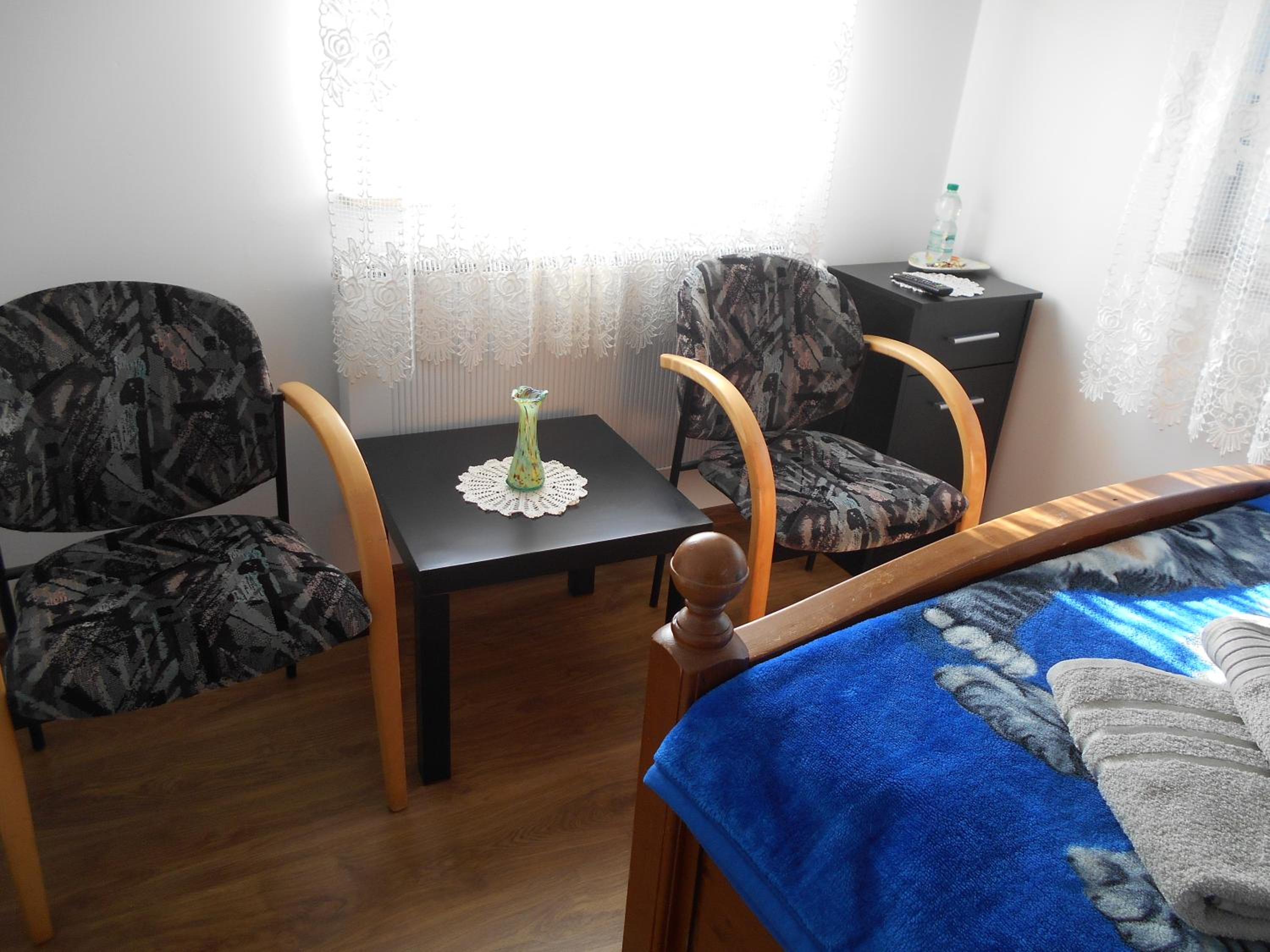 Double Room with Private Bathroom - Photo 1