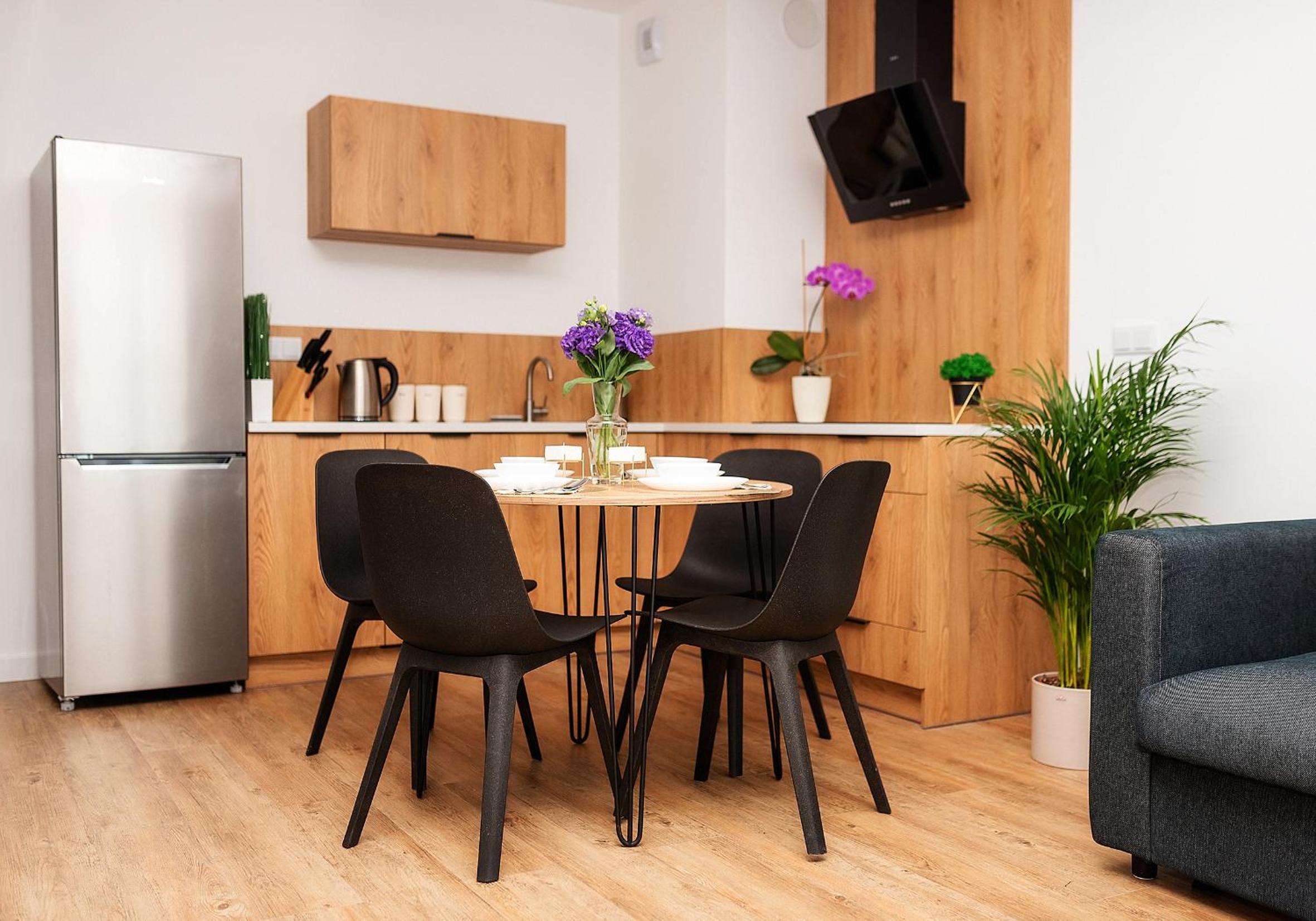 One-Bedroom Apartment - Photo 9