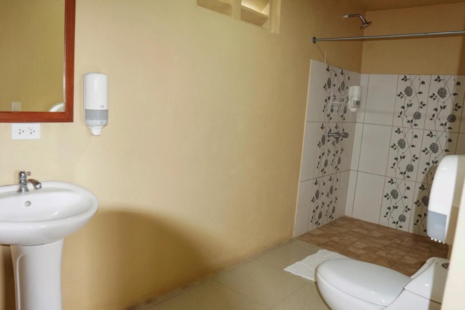 Double Room - Disability Access photo 3