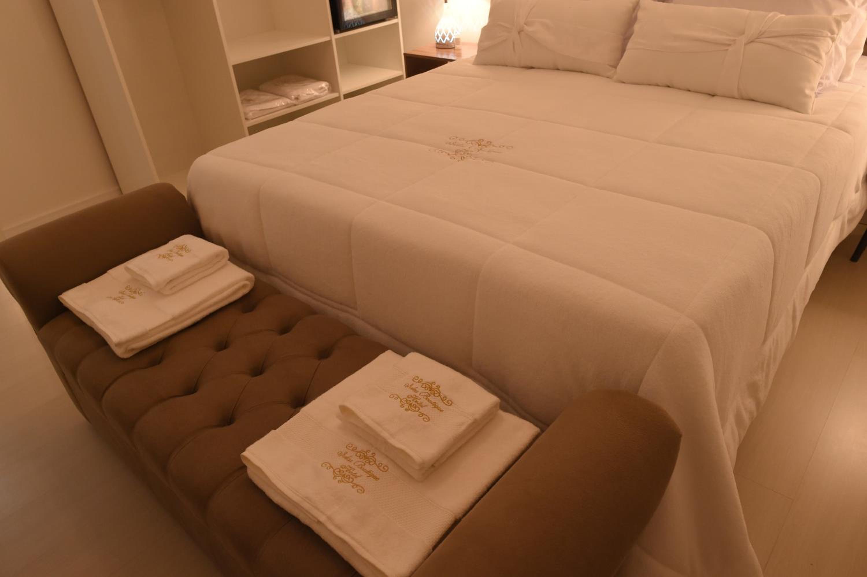 Queen Suite