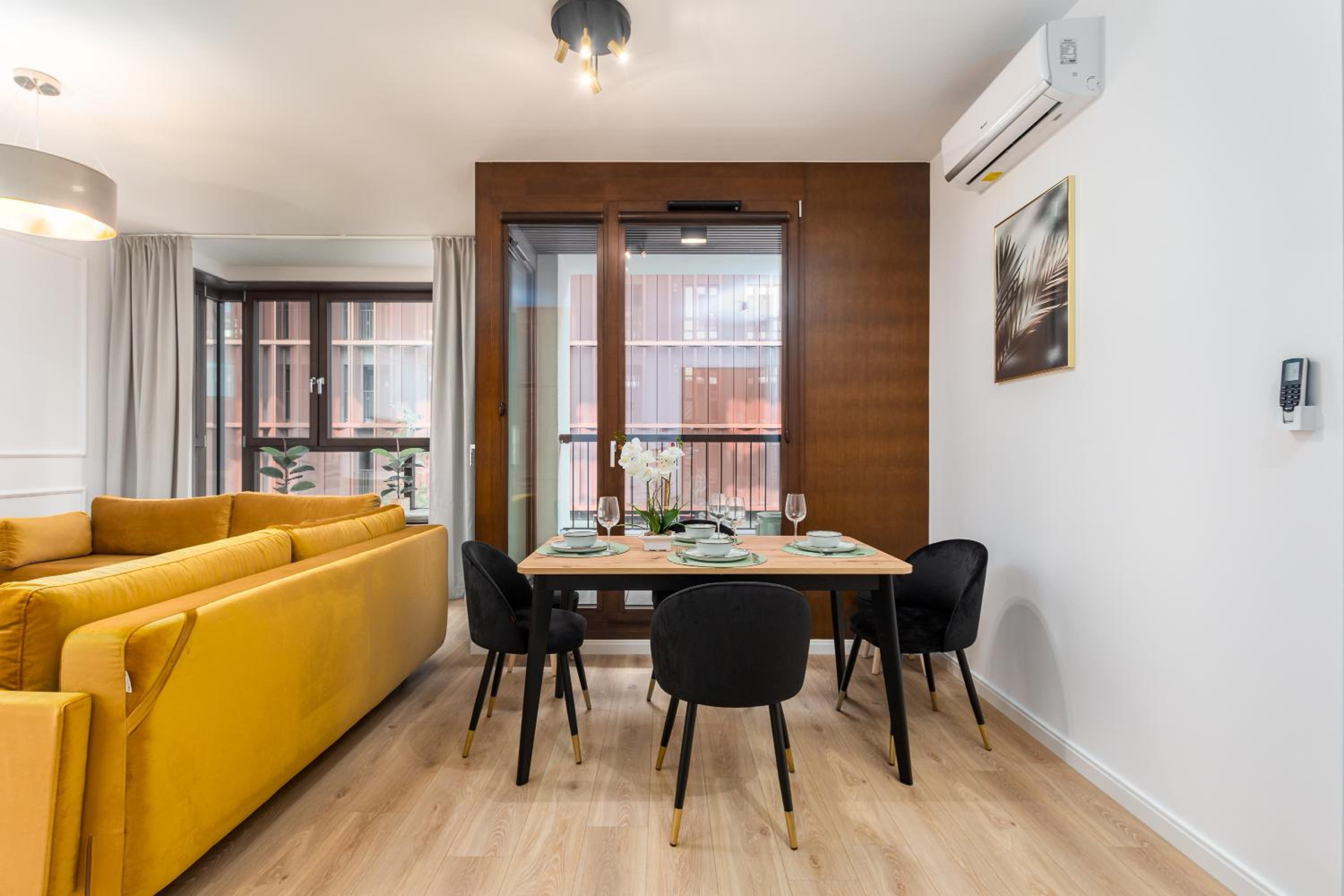 One-Bedroom Apartment