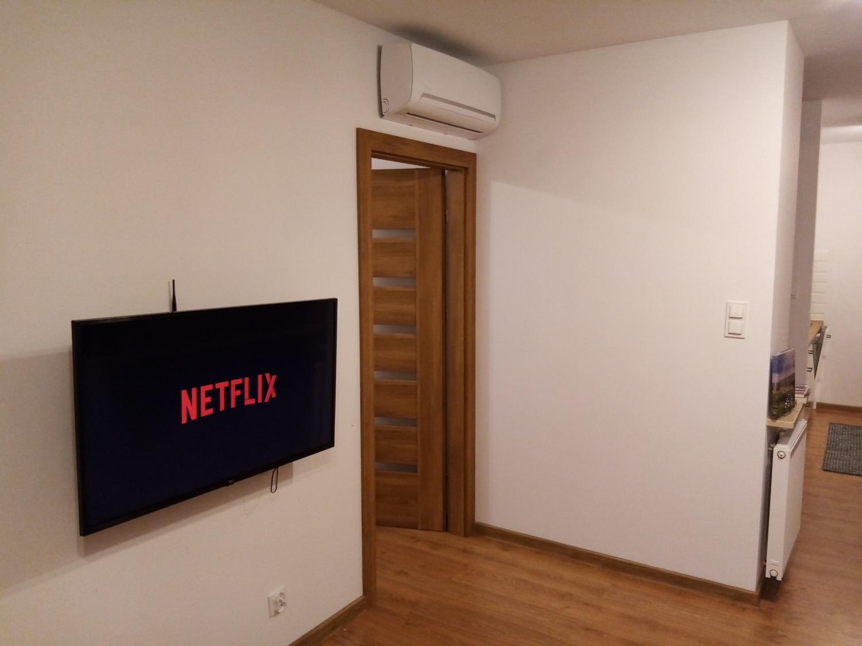 Two-Bedroom Apartment - Photo 14