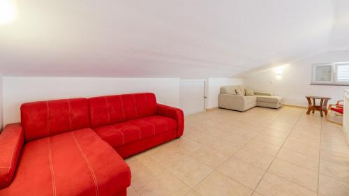 Two-Bedroom Apartment photo 2