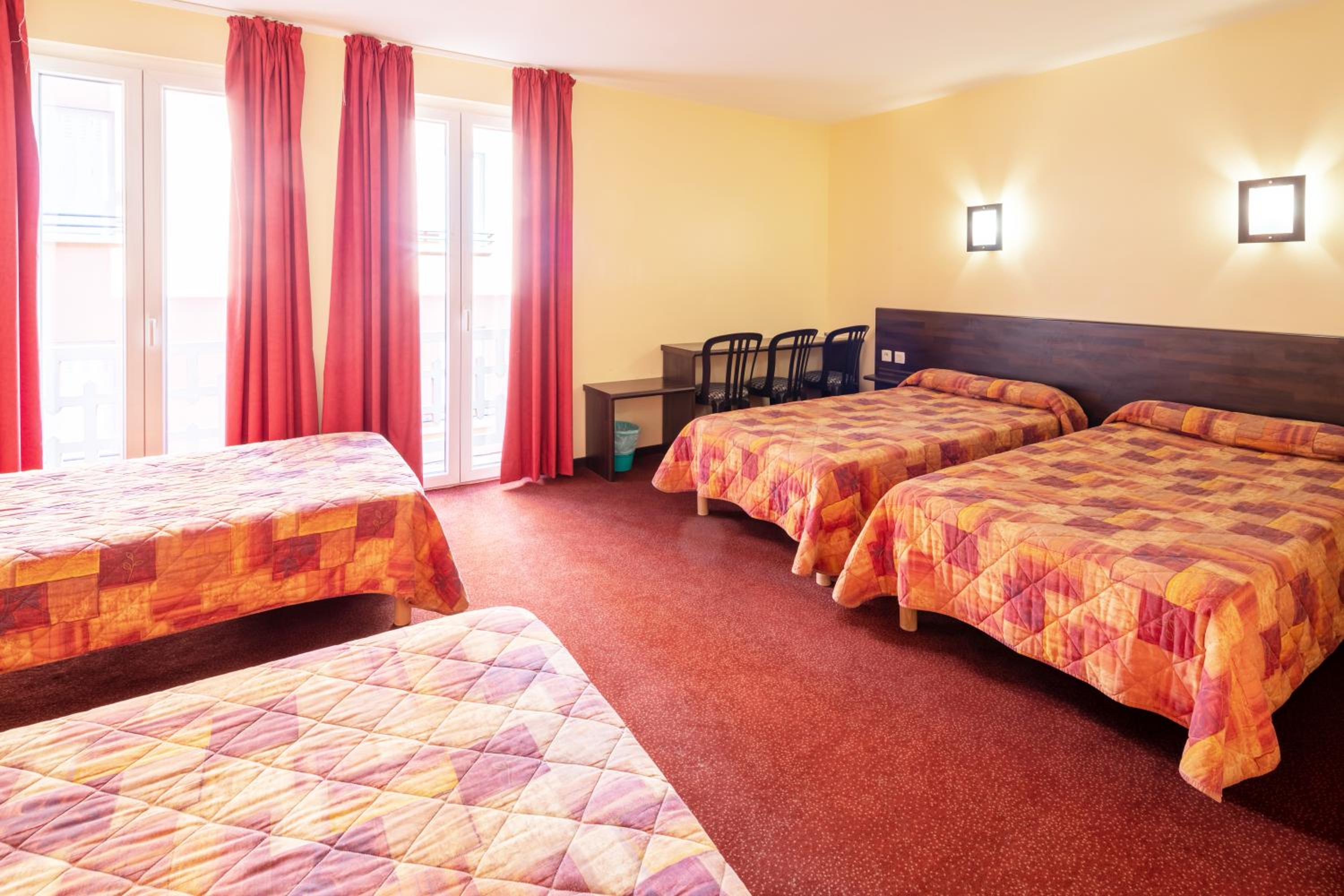 Superior Triple Room