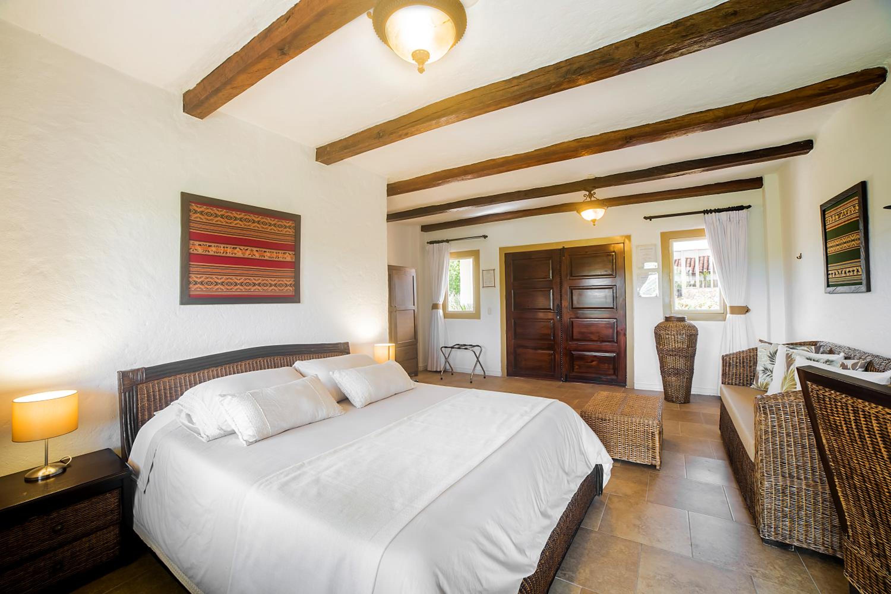 Hotel Estrella Del Monte