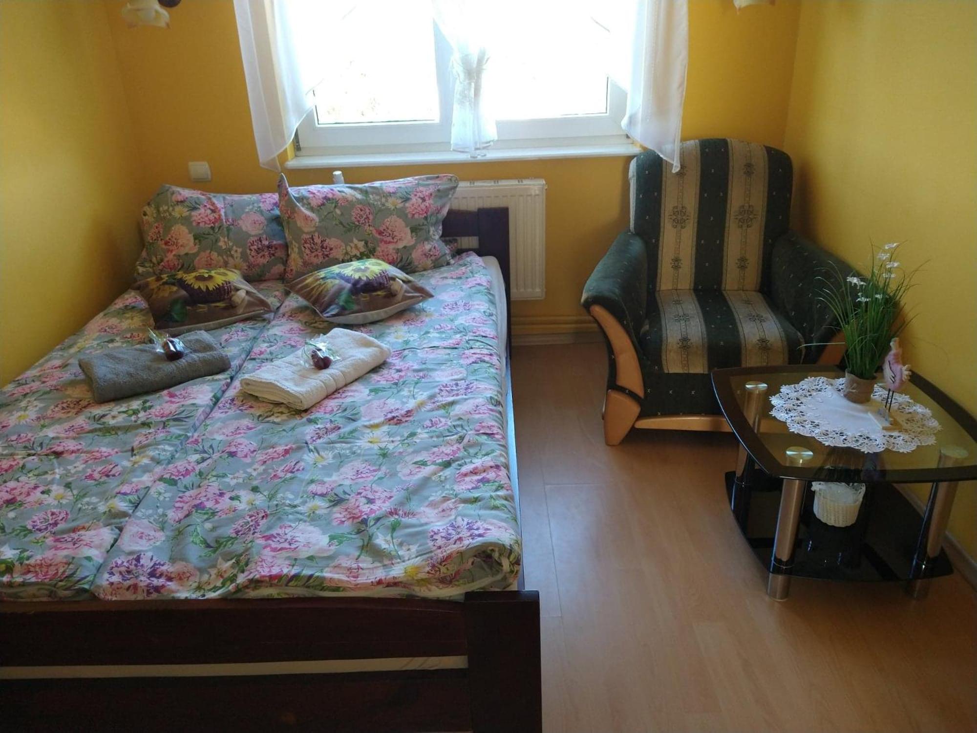 Double Room with Private Bathroom photo 1