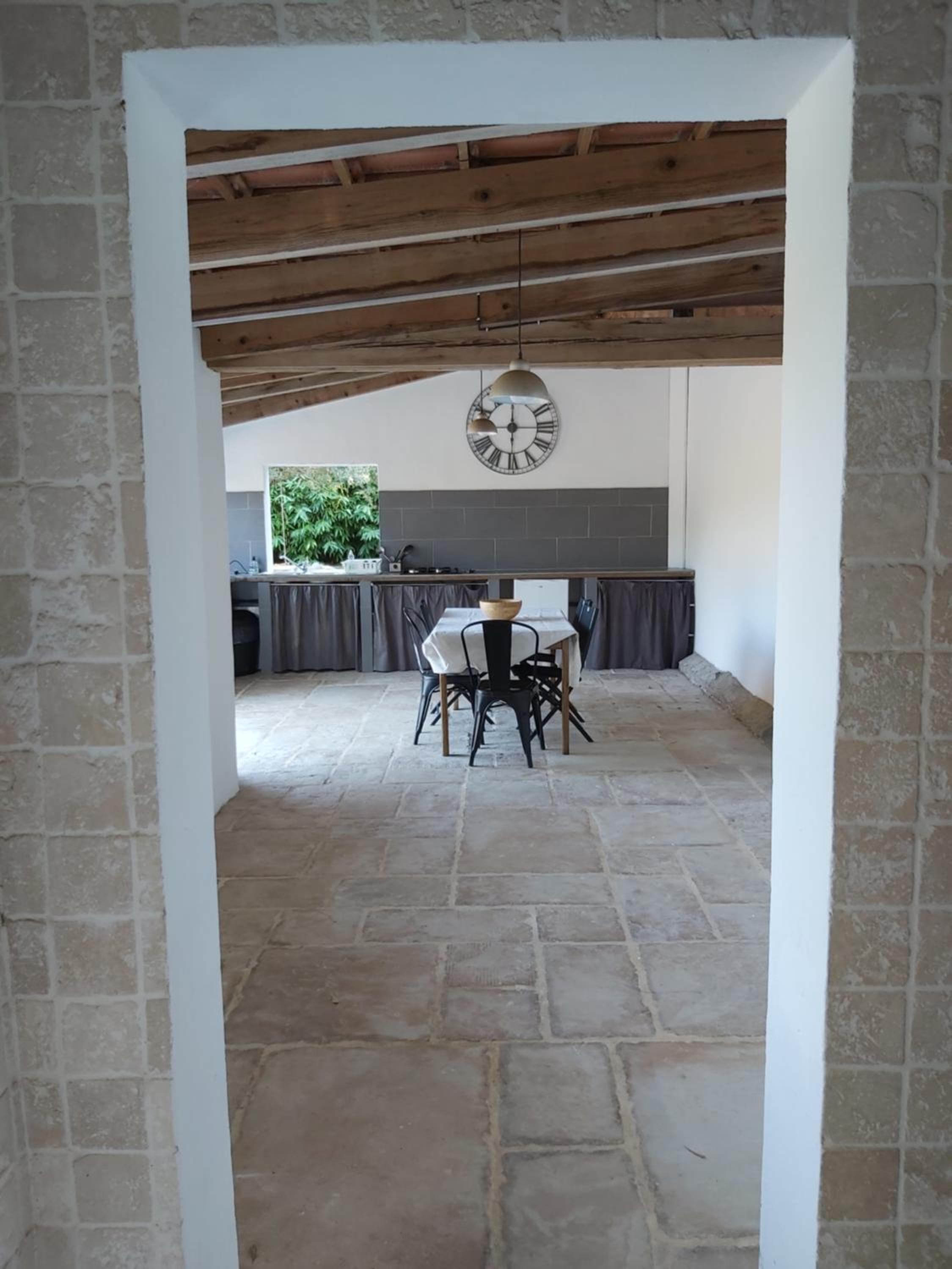 Family Room with Private Bathroom - Photo 6