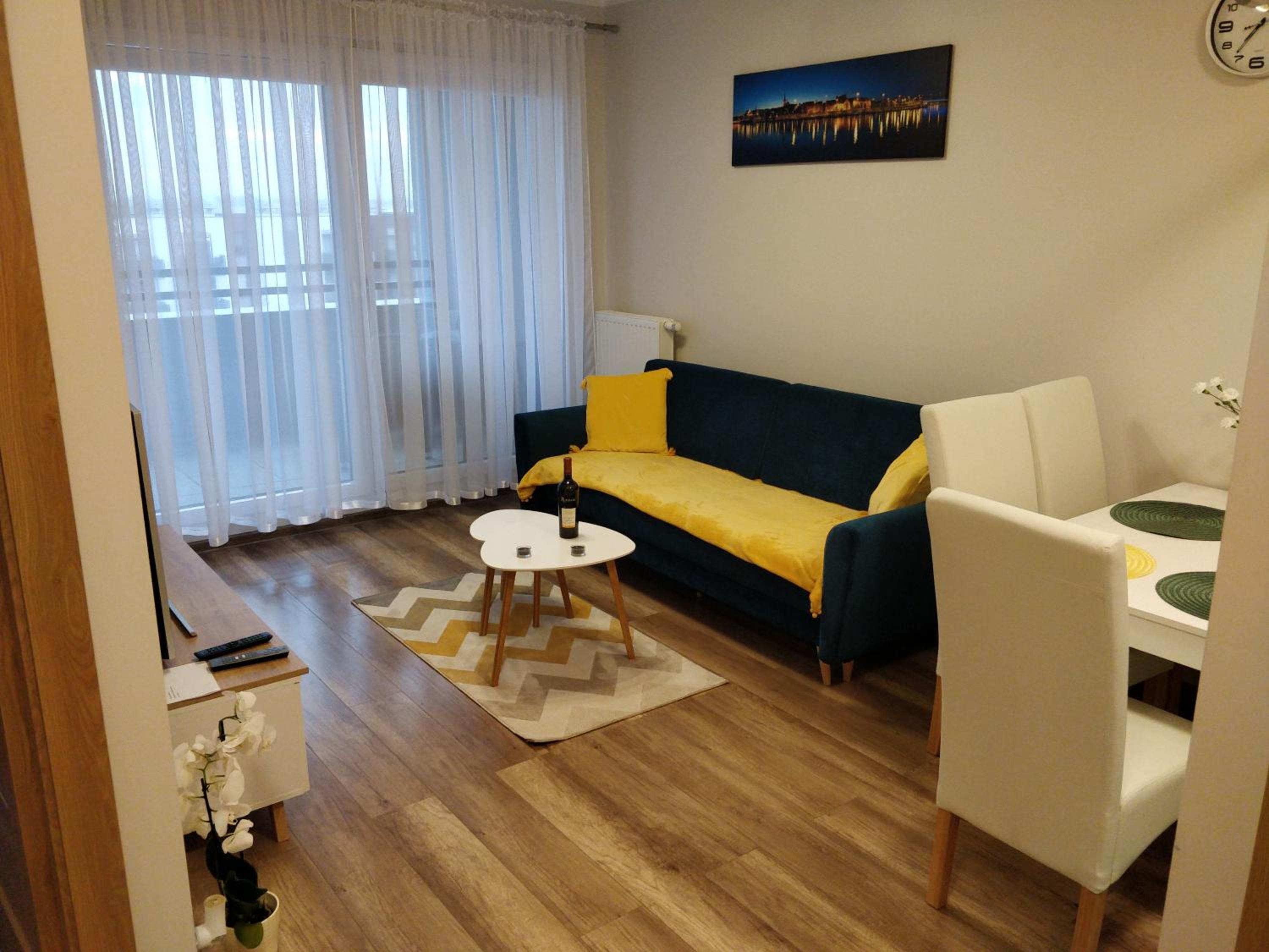 One-Bedroom Apartment - Photo 19