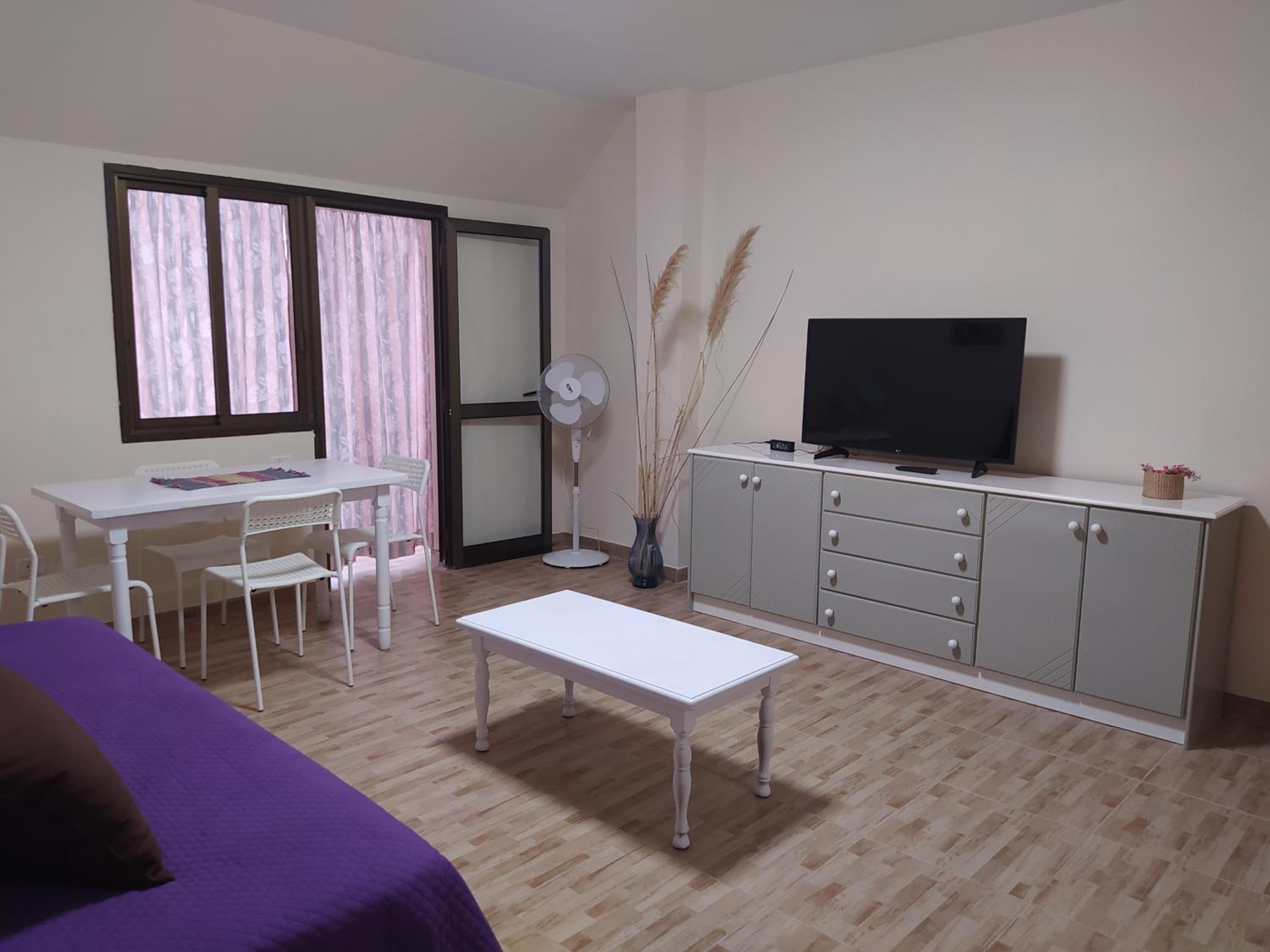 Apartment - Photo 2