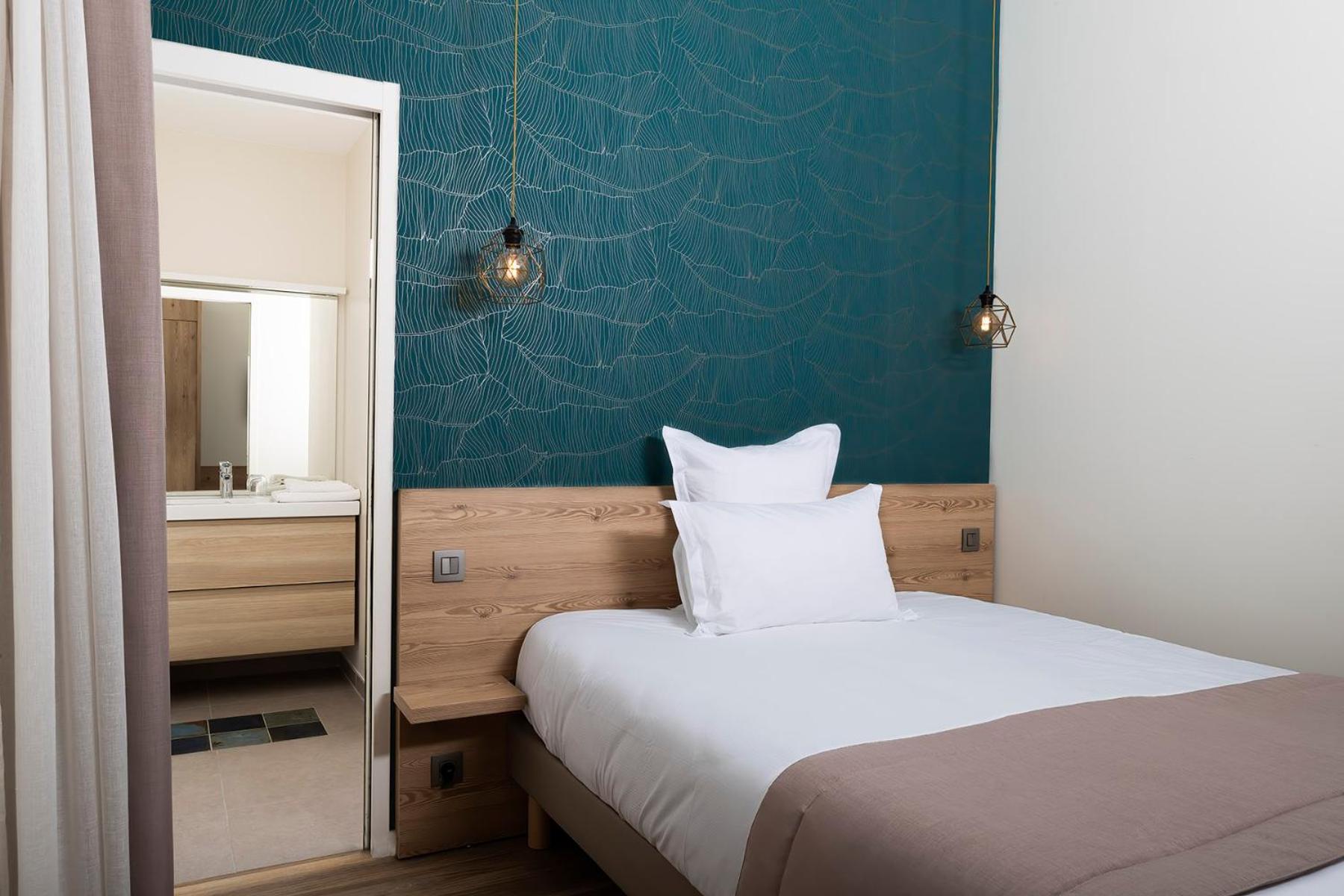 Superior Double Room with Garden View - Photo 4