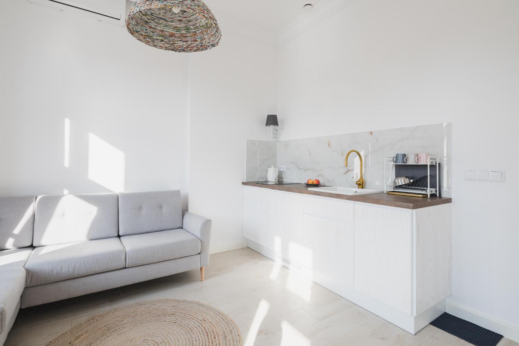 Studio Apartment